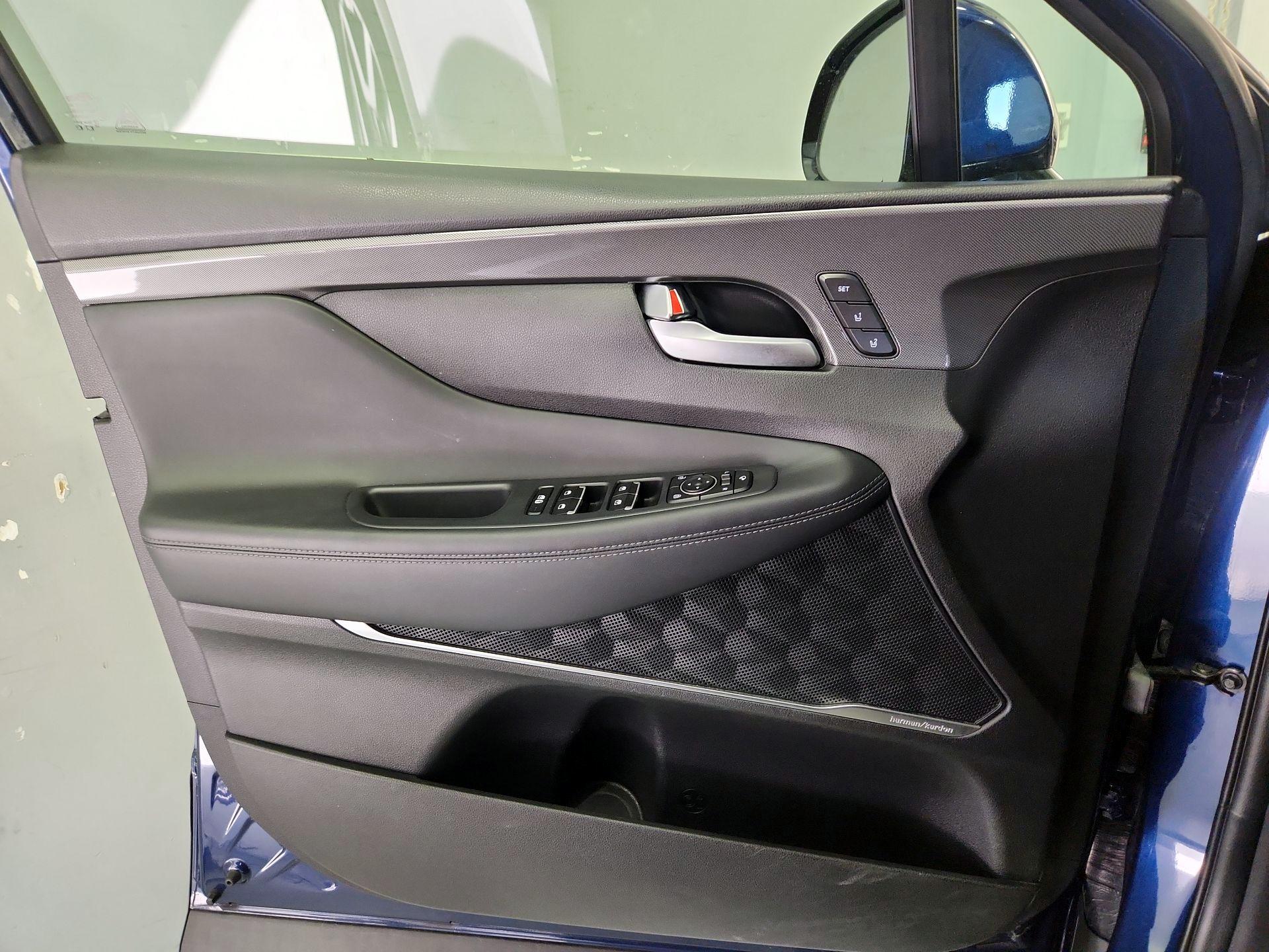 Thumbnail: 2023 Hyundai Santa Fe - 12