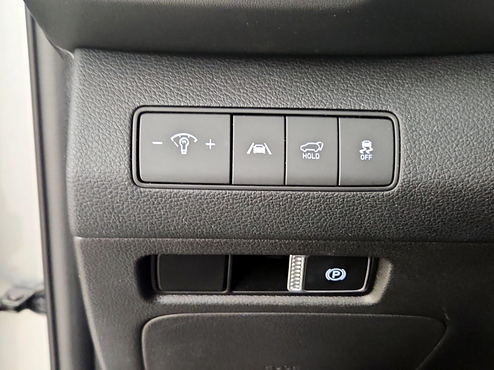 Thumbnail: 2023 Hyundai Santa Fe - 13