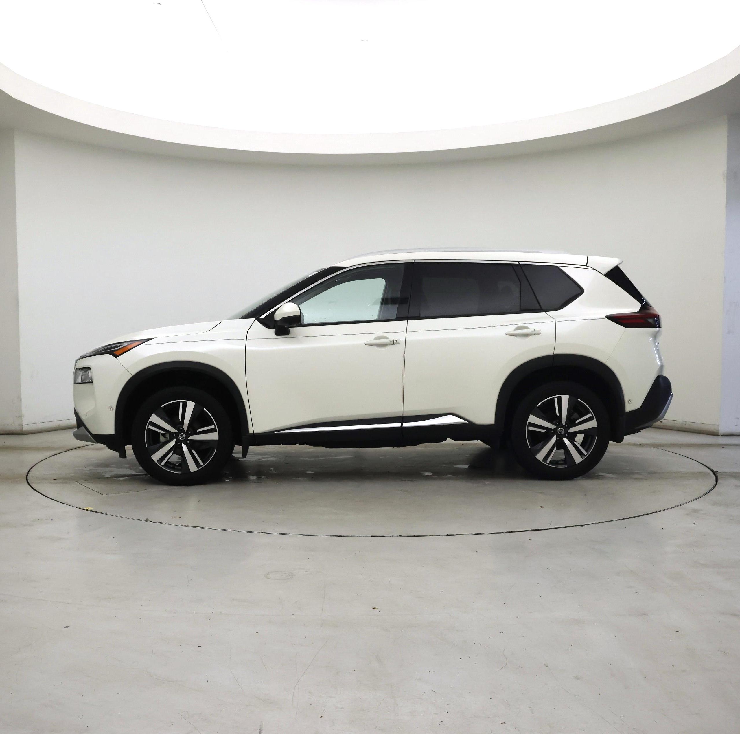 Thumbnail: 2023 Nissan Rogue - 3