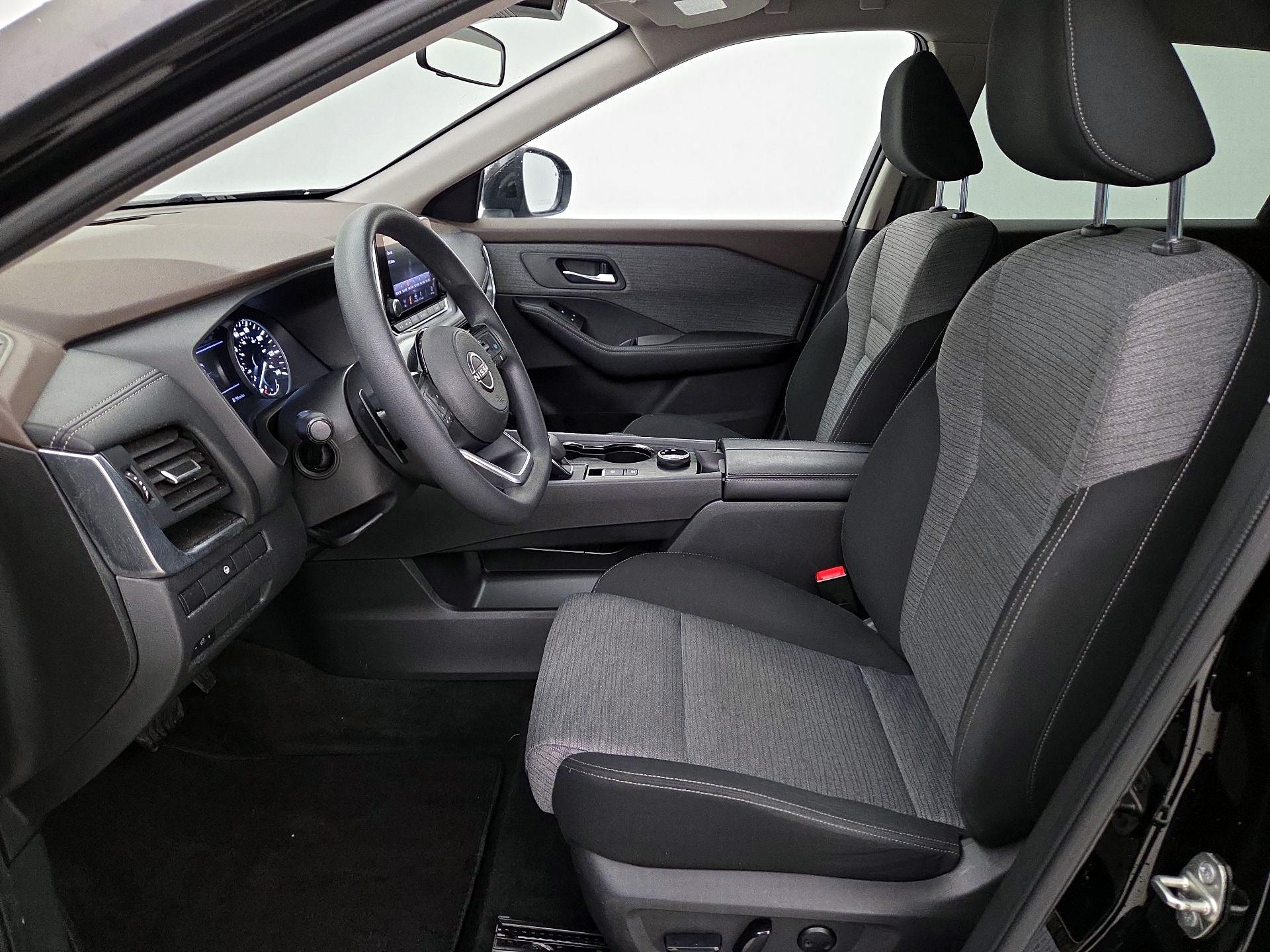 Thumbnail: 2023 Nissan Rogue - 11