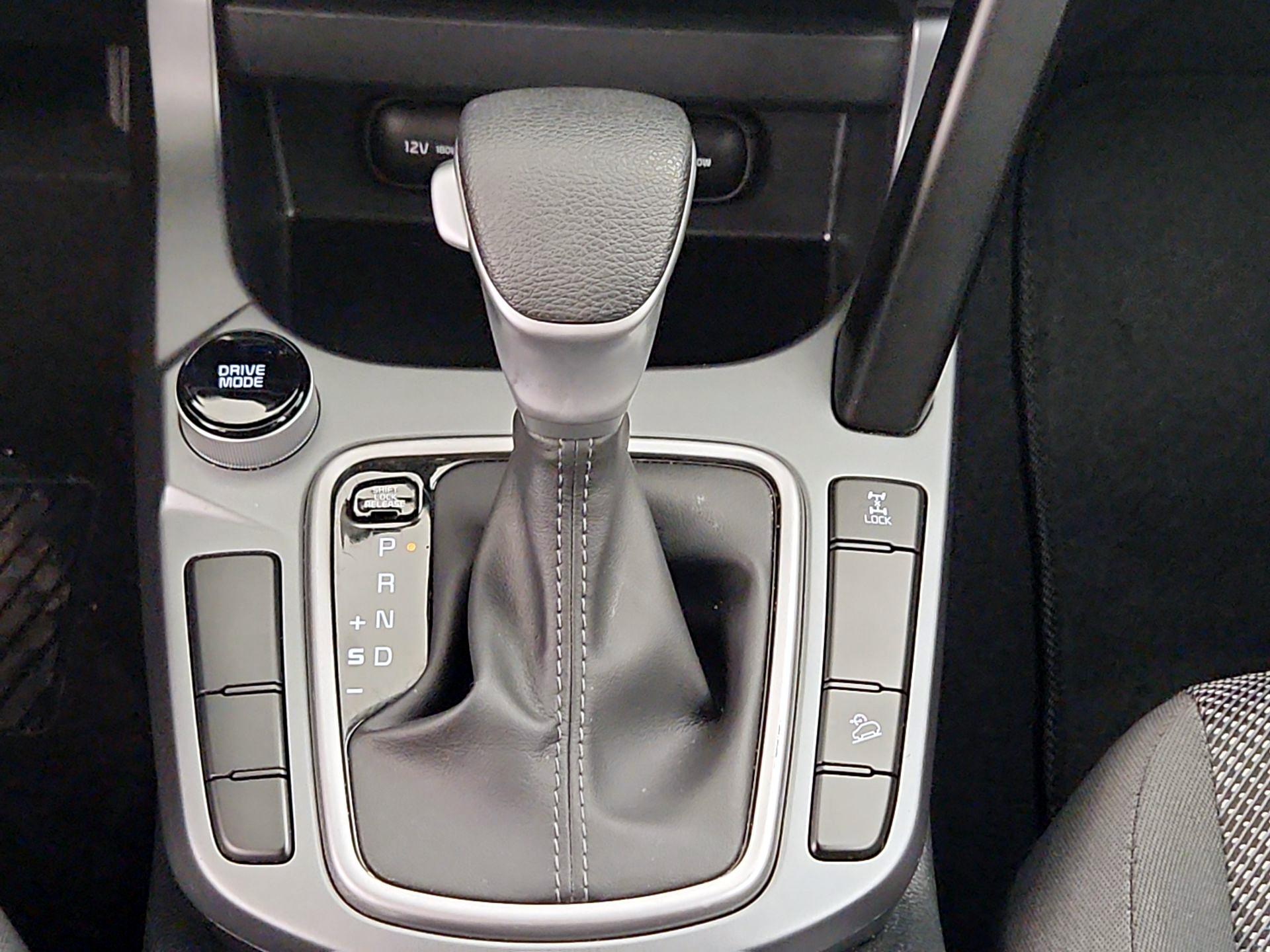 Thumbnail: 2023 Kia Seltos - 17