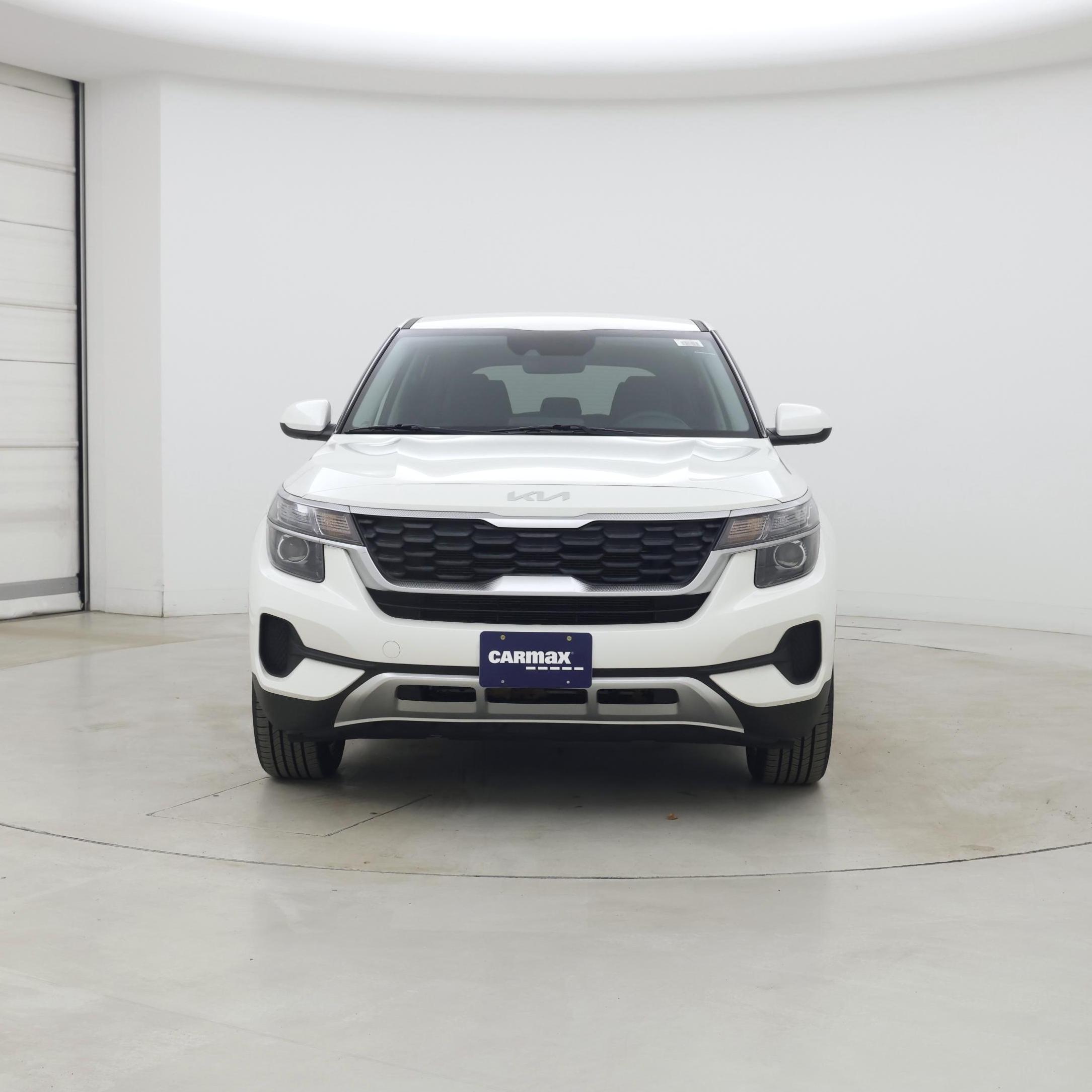 Thumbnail: 2023 Kia Seltos - 5