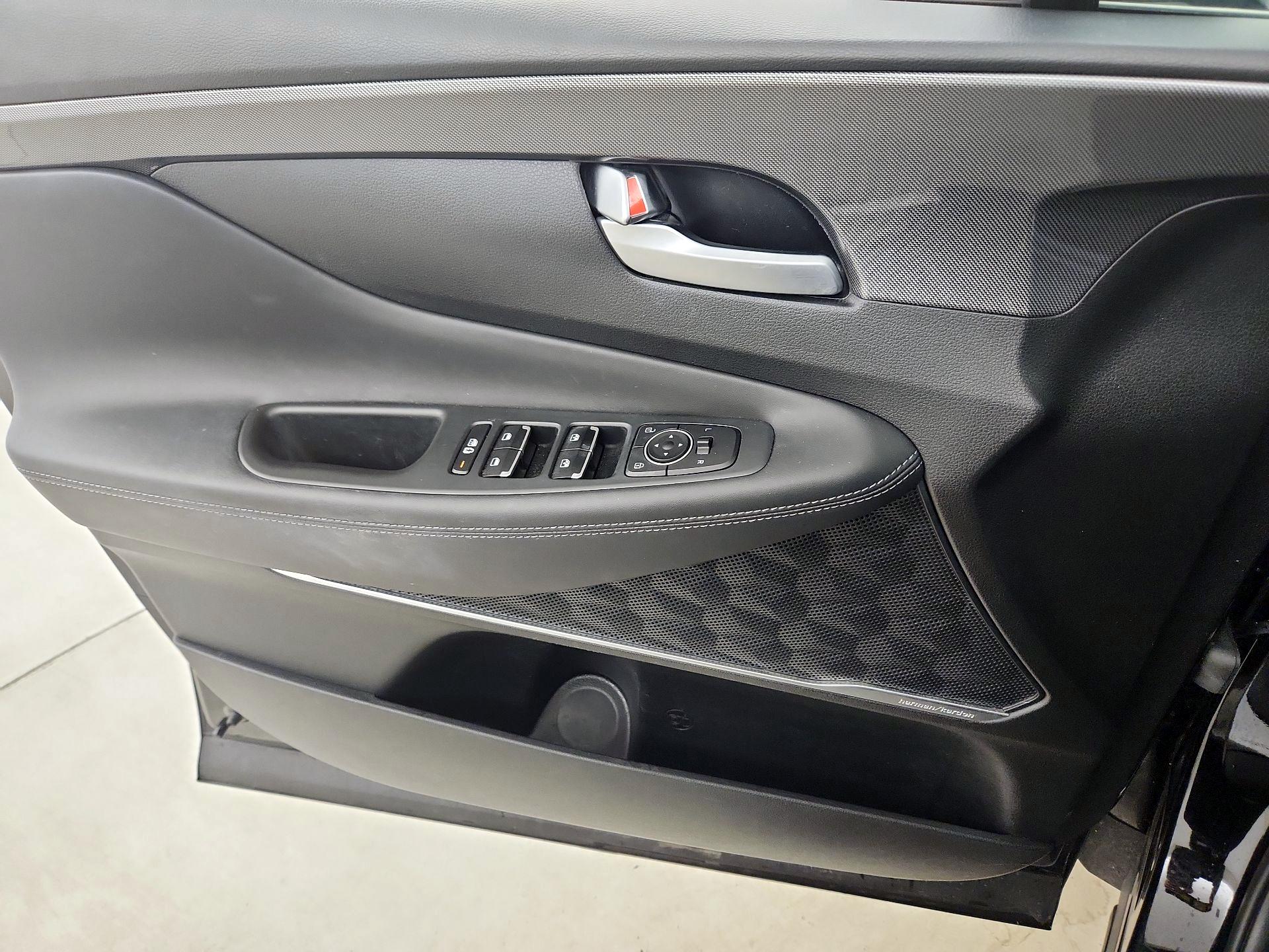 Thumbnail: 2022 Hyundai Santa Fe - 12