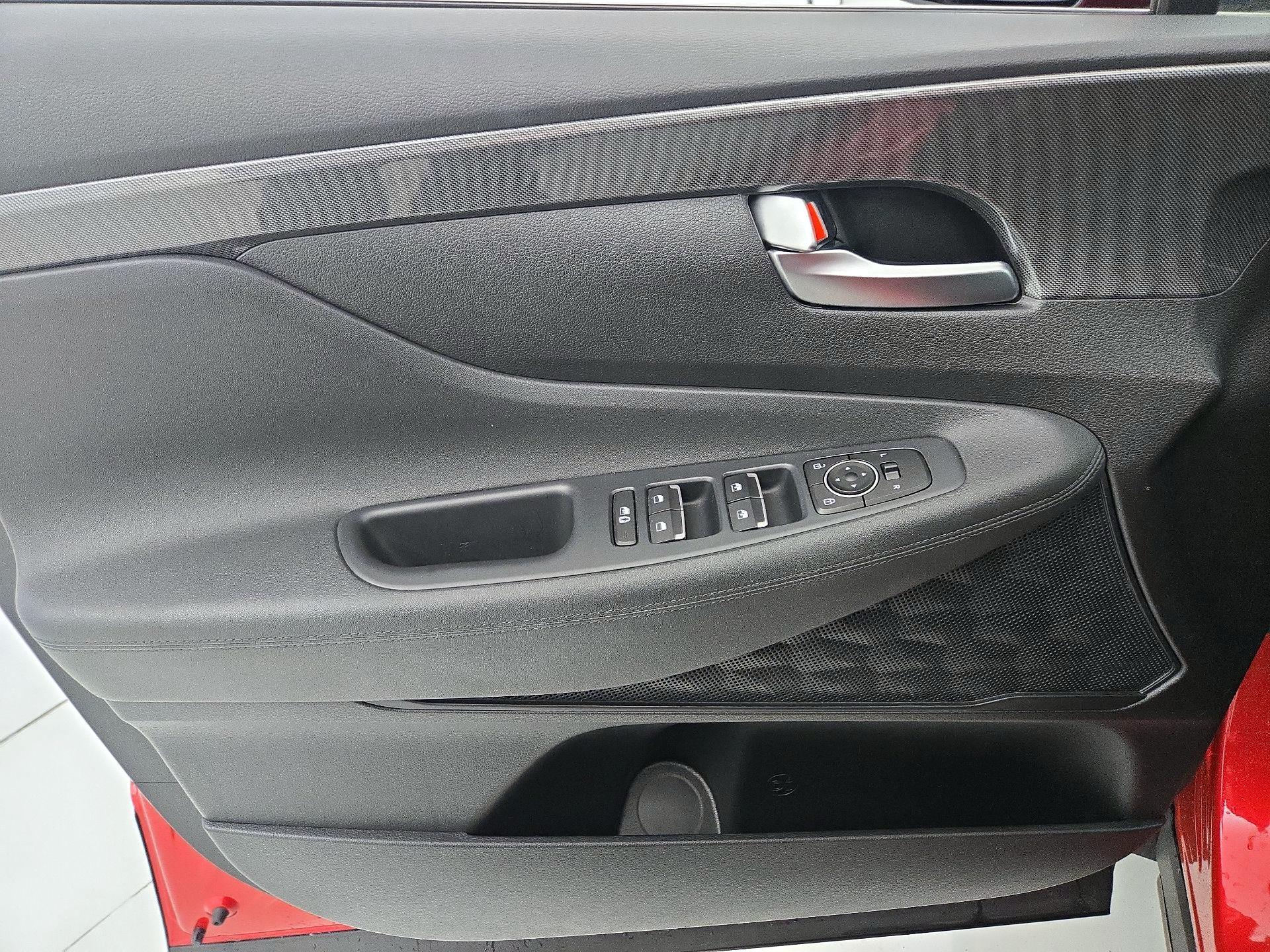 Thumbnail: 2023 Hyundai Santa Fe - 12