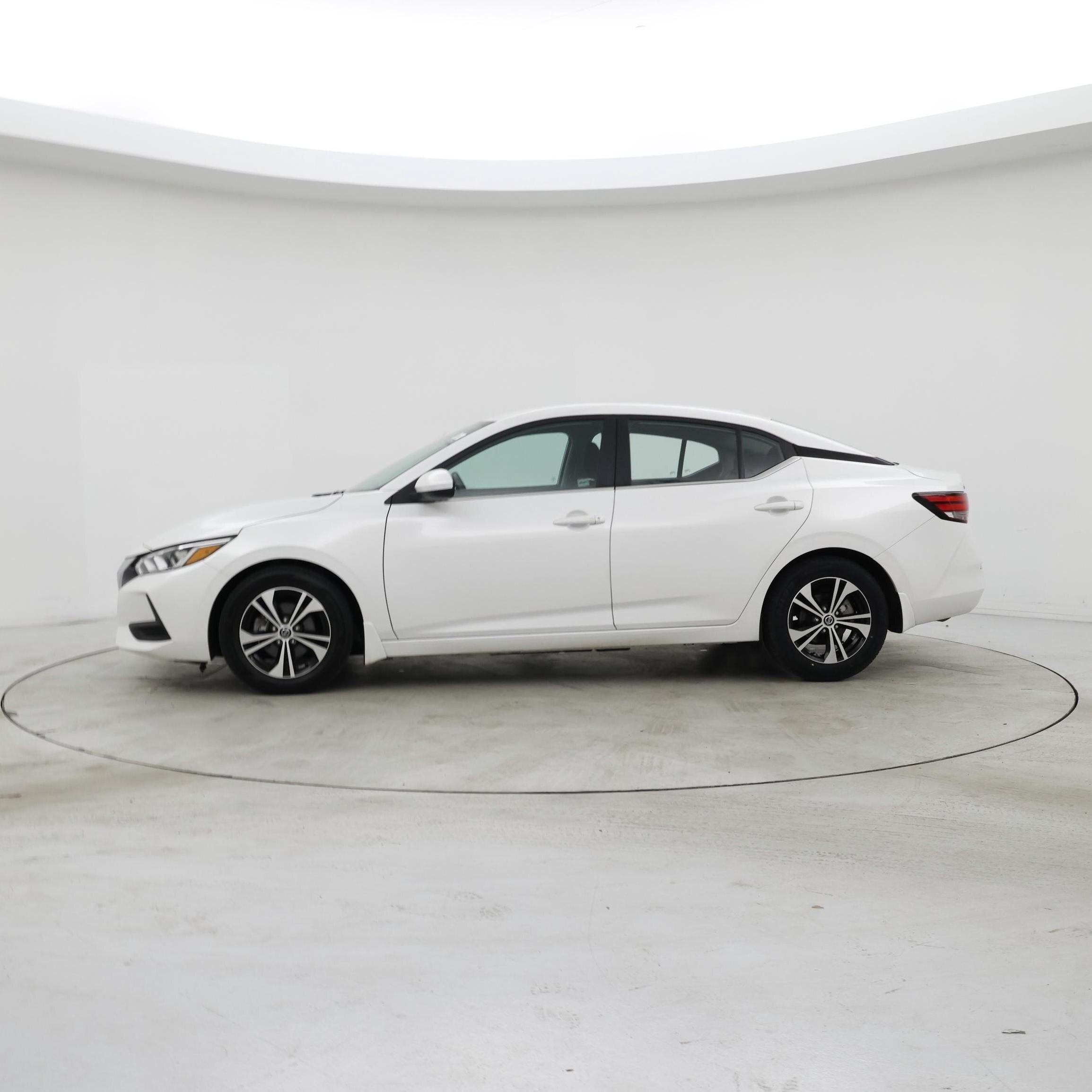 Thumbnail: 2023 Nissan Sentra - 3