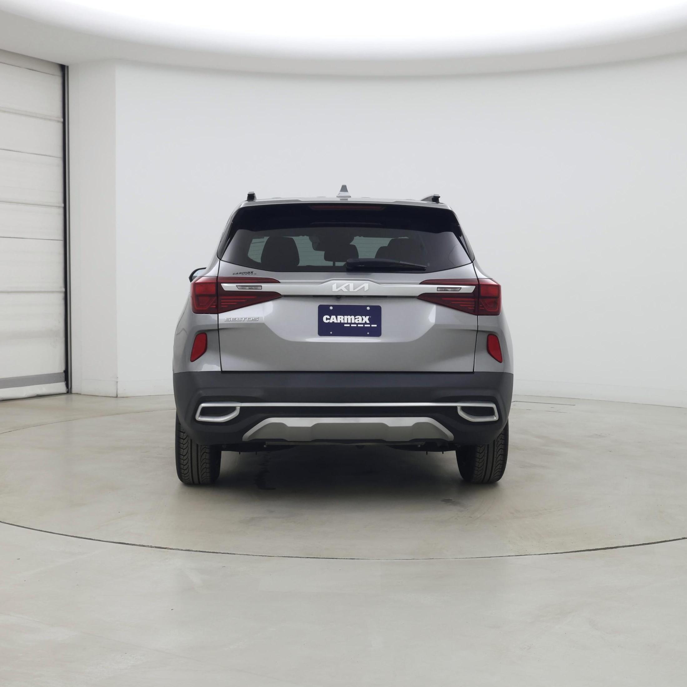 Thumbnail: 2023 Kia Seltos - 6