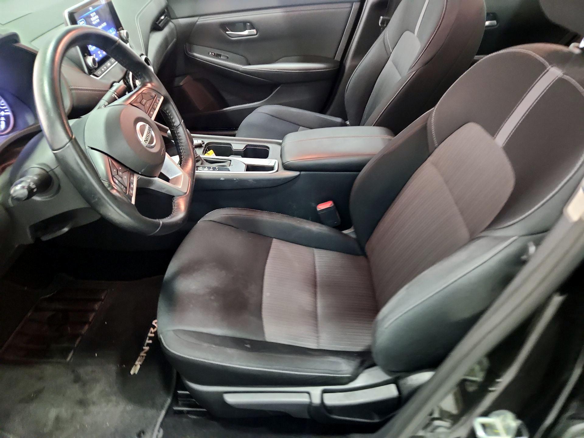 Thumbnail: 2022 Nissan Sentra - 11