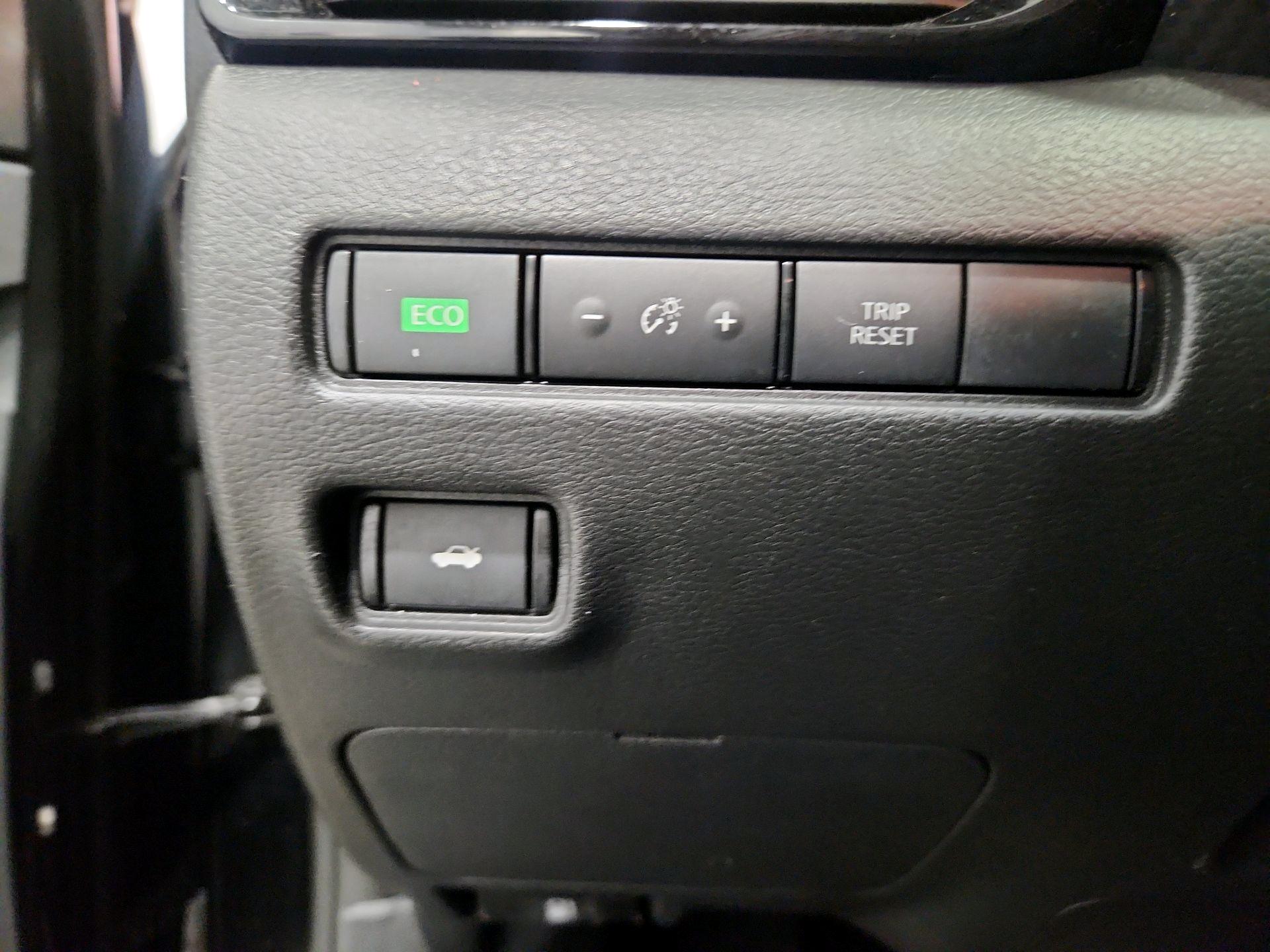 Thumbnail: 2022 Nissan Sentra - 13