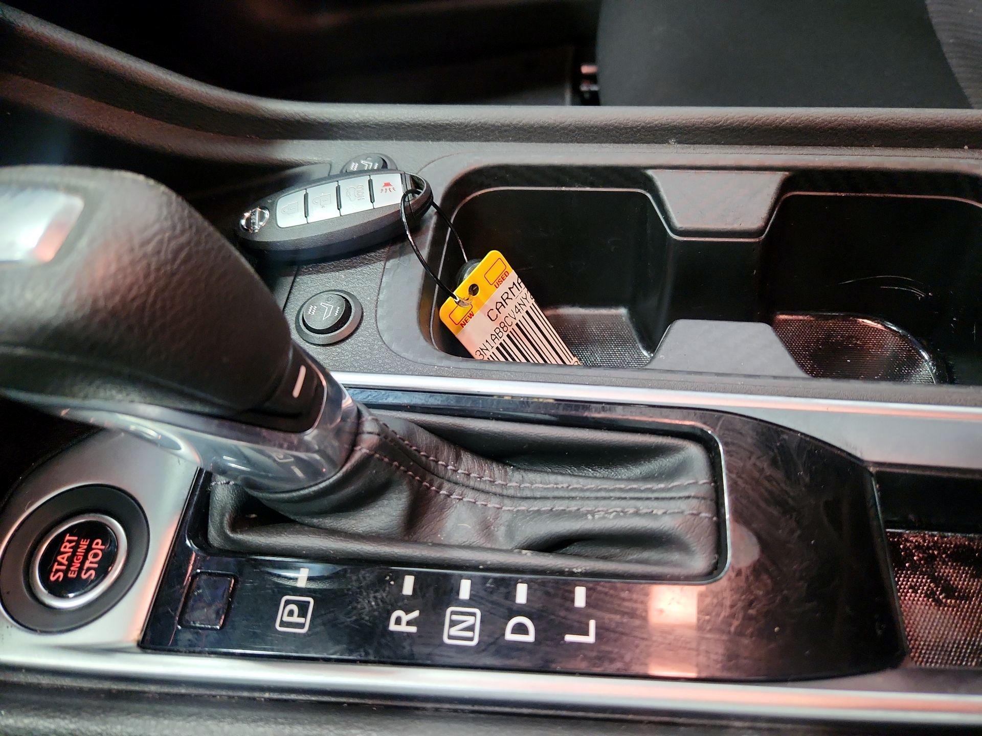 Thumbnail: 2022 Nissan Sentra - 17