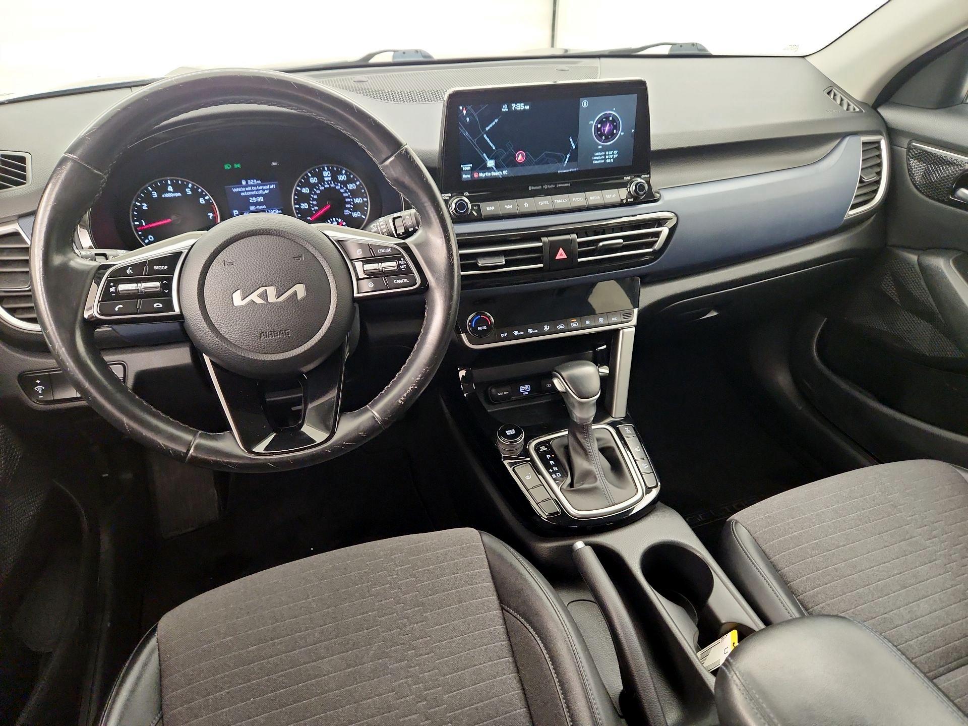 Thumbnail: 2022 Kia Seltos - 9