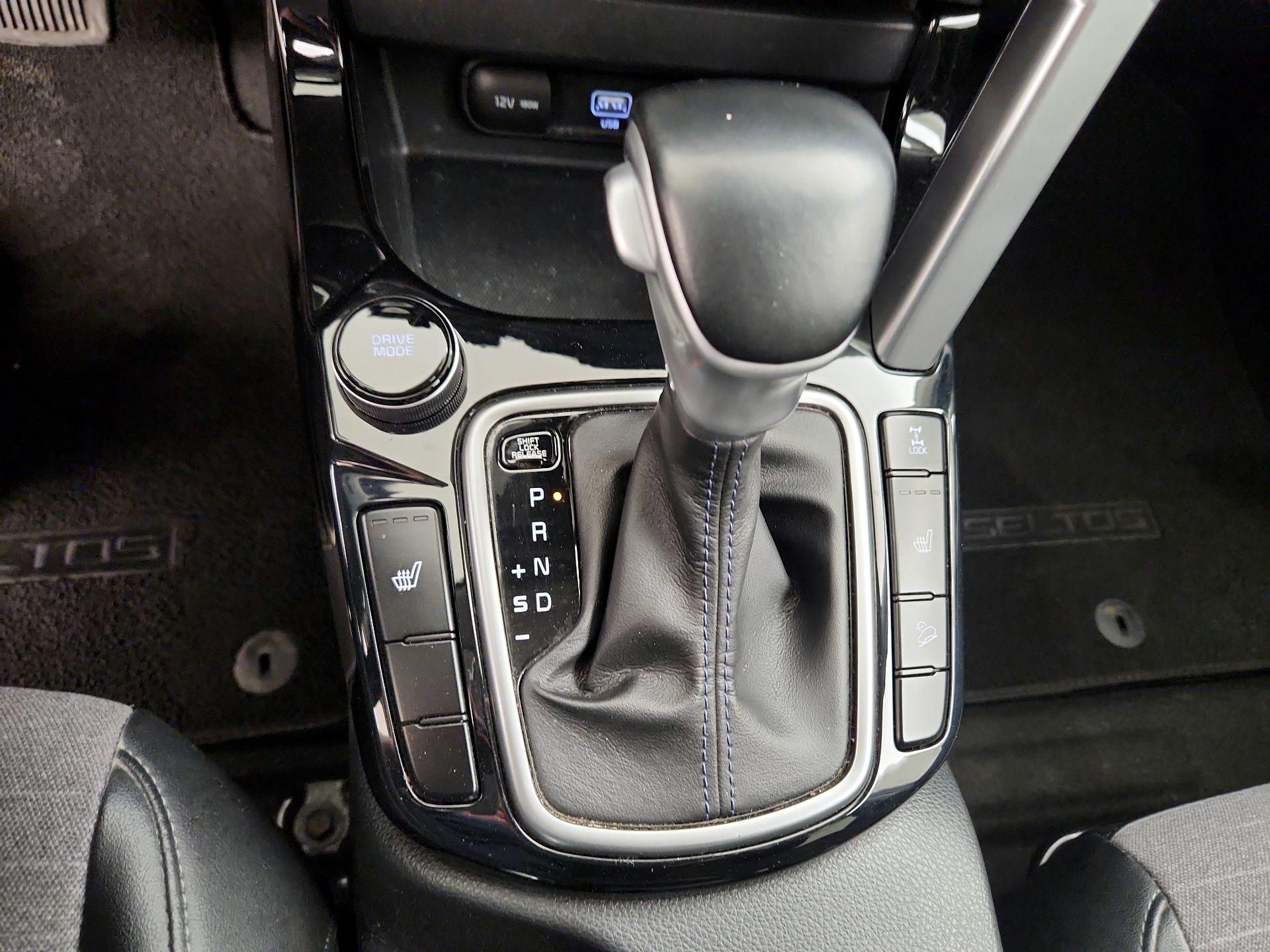 Thumbnail: 2022 Kia Seltos - 18