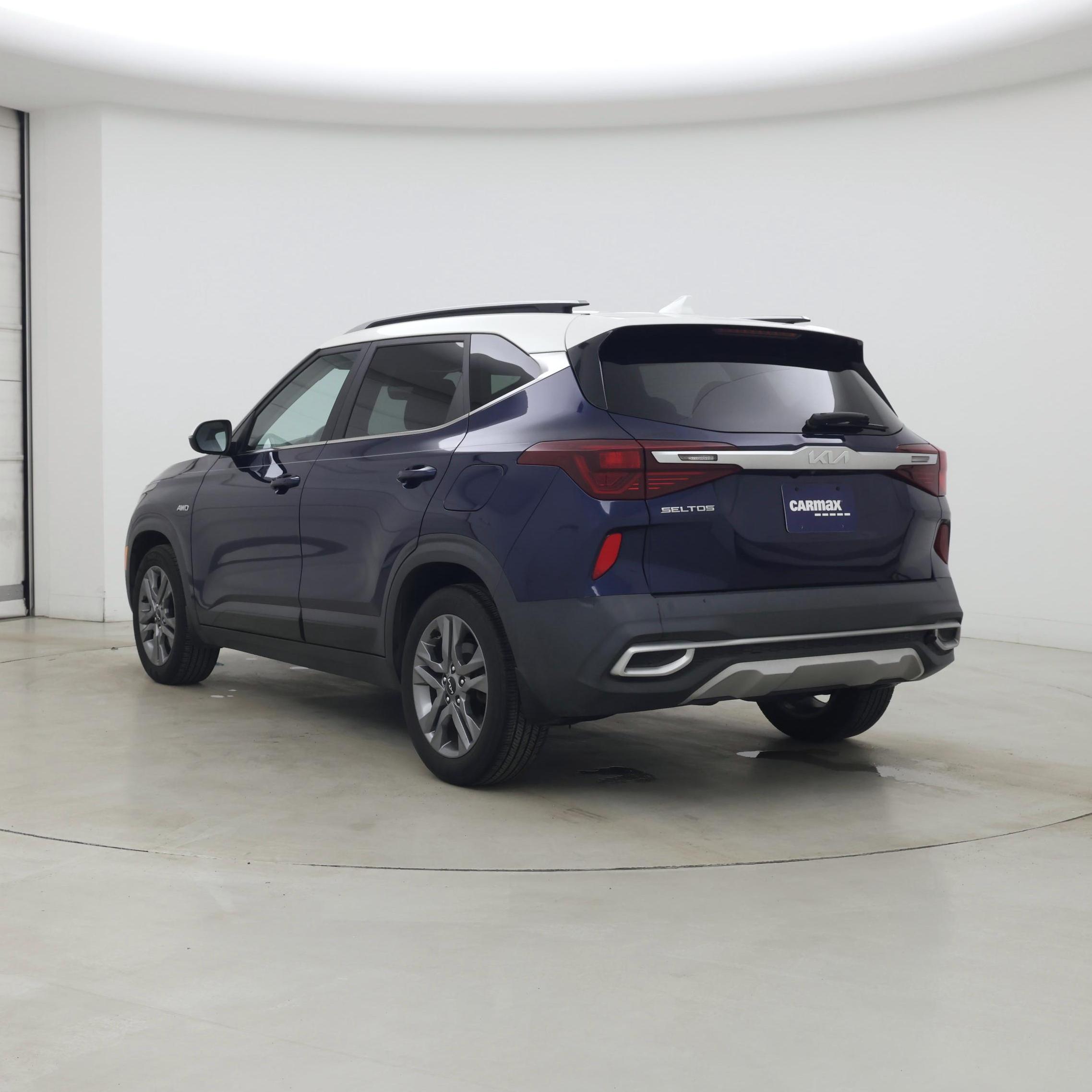 Thumbnail: 2022 Kia Seltos - 2