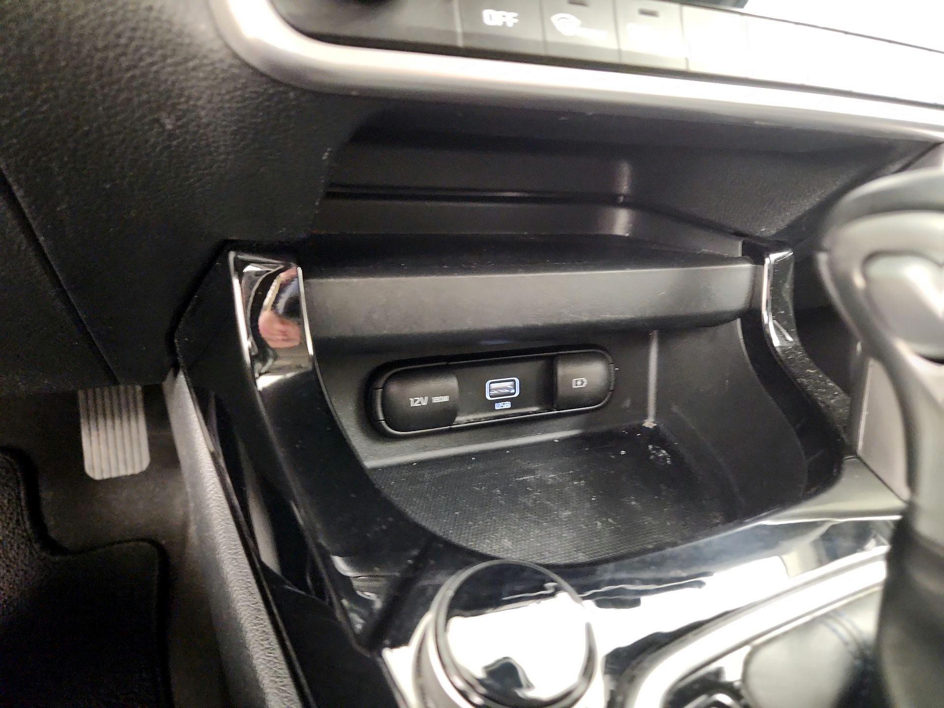 Thumbnail: 2022 Kia Seltos - 19