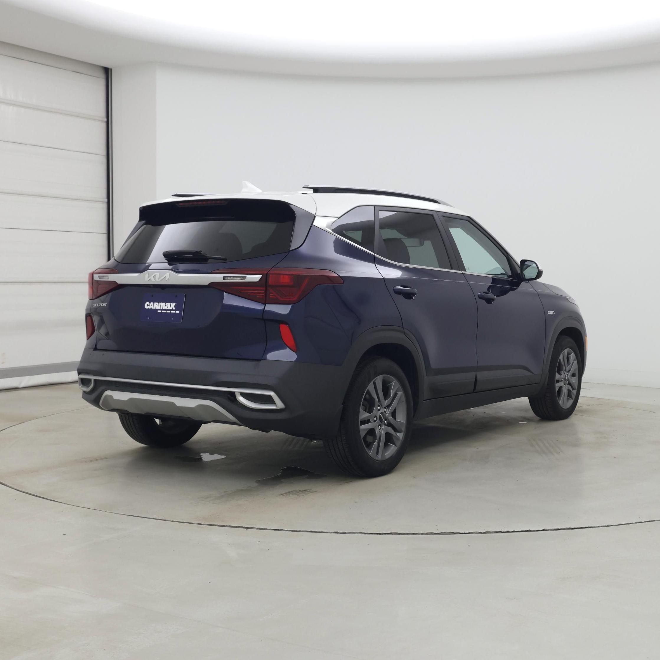 Thumbnail: 2022 Kia Seltos - 8