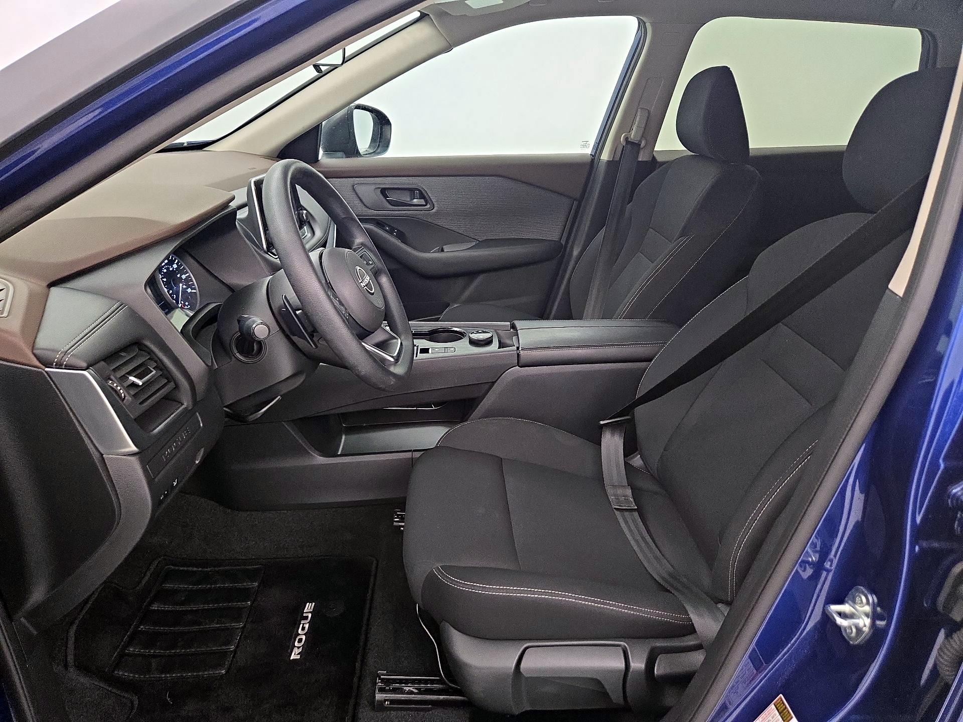 Thumbnail: 2023 Nissan Rogue - 11