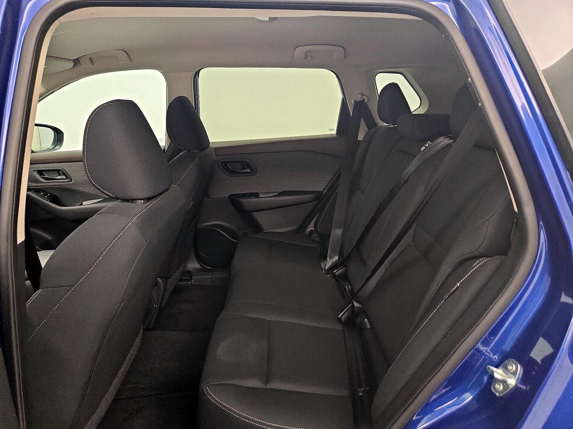 Thumbnail: 2023 Nissan Rogue - 19