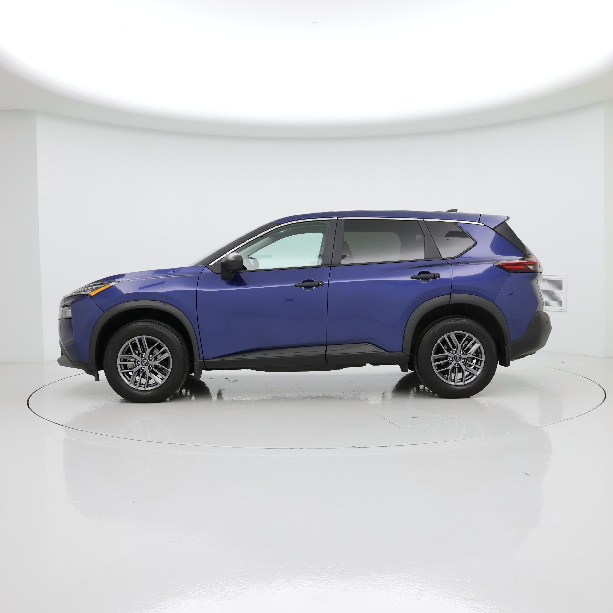 Thumbnail: 2023 Nissan Rogue - 3