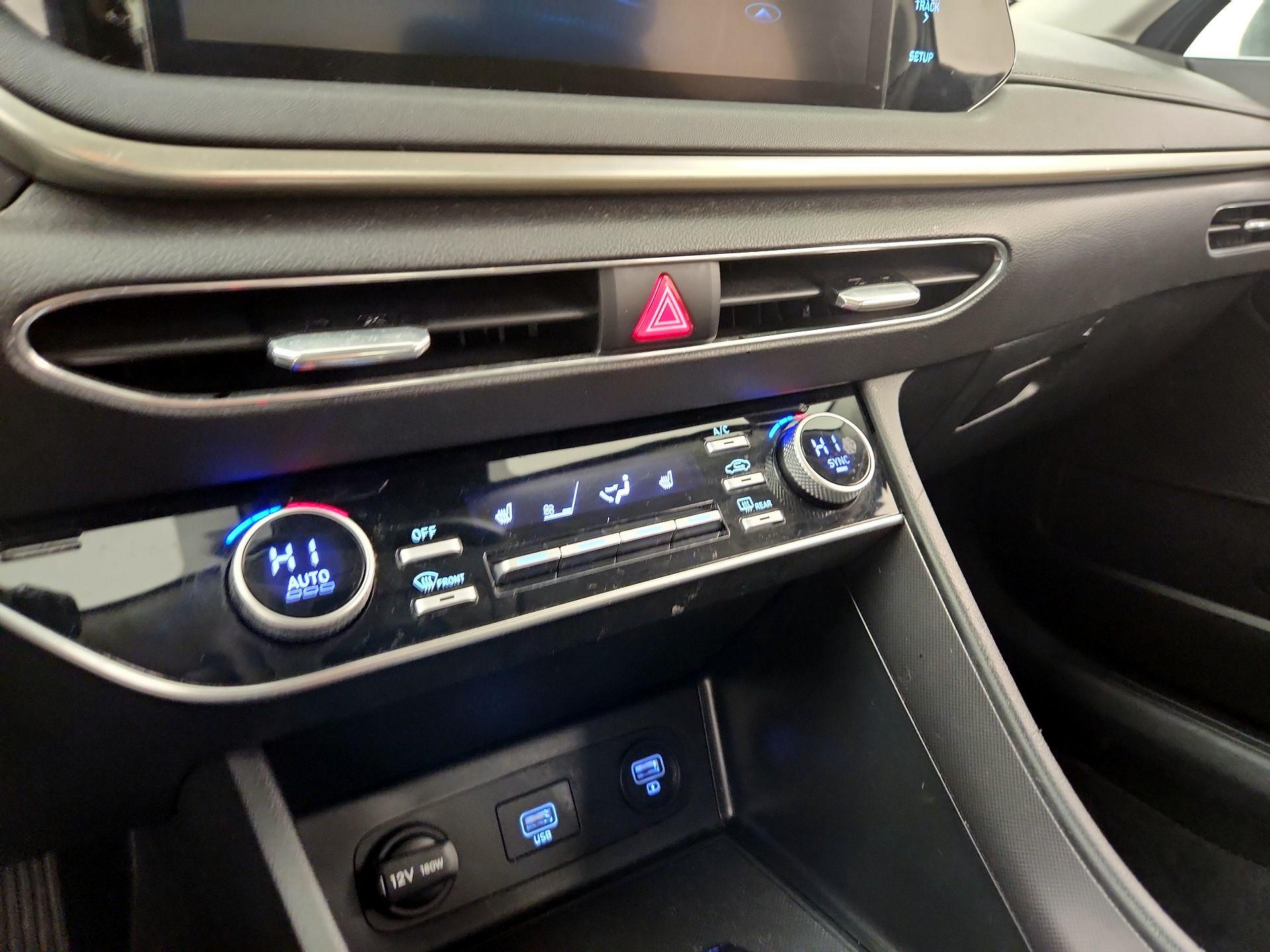 Thumbnail: 2023 Hyundai Sonata - 17