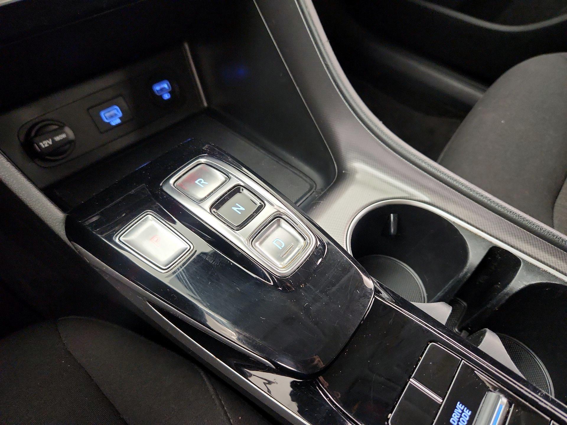 Thumbnail: 2023 Hyundai Sonata - 18