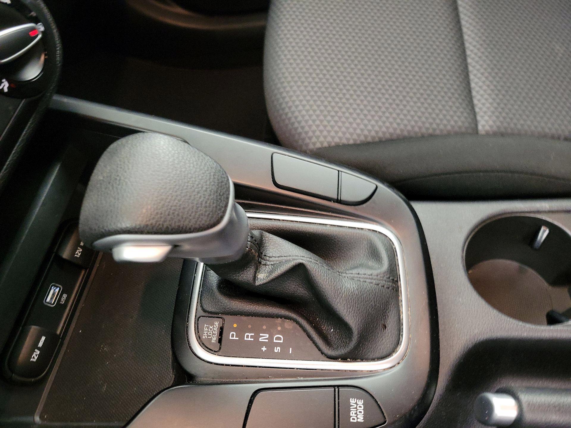 Thumbnail: 2023 Kia Soul - 17