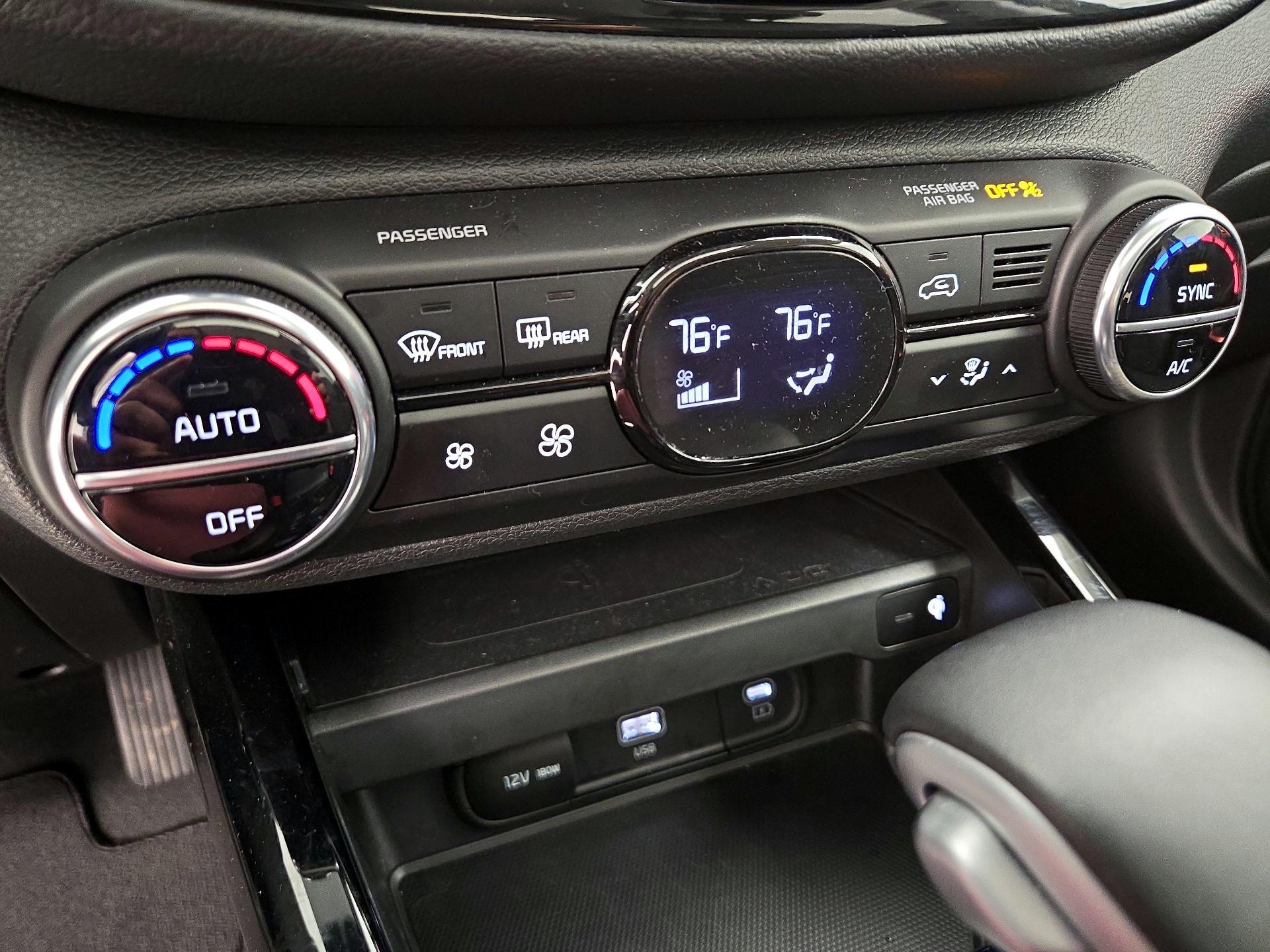 Thumbnail: 2023 Kia Soul - 17