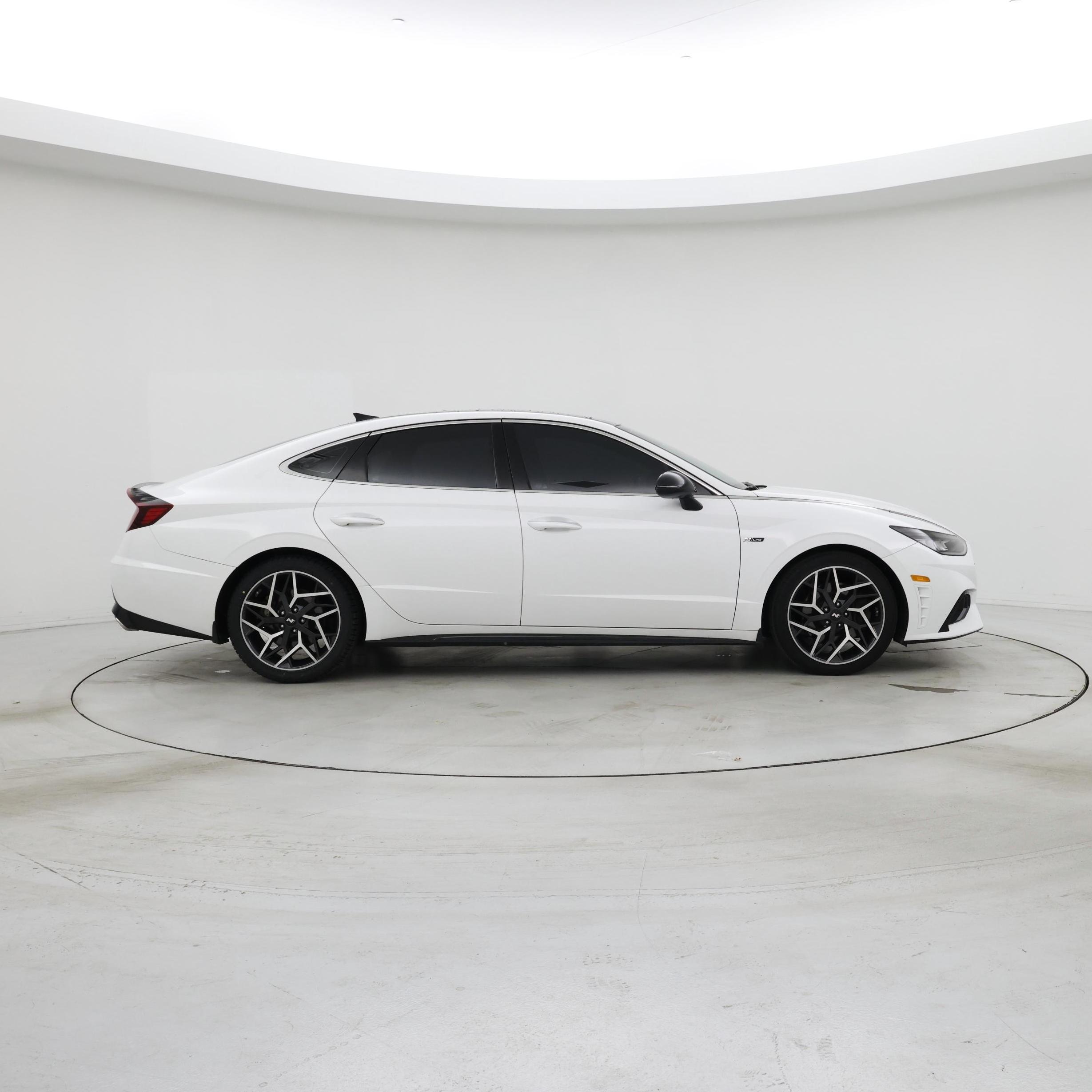 Thumbnail: 2023 Hyundai Sonata - 7