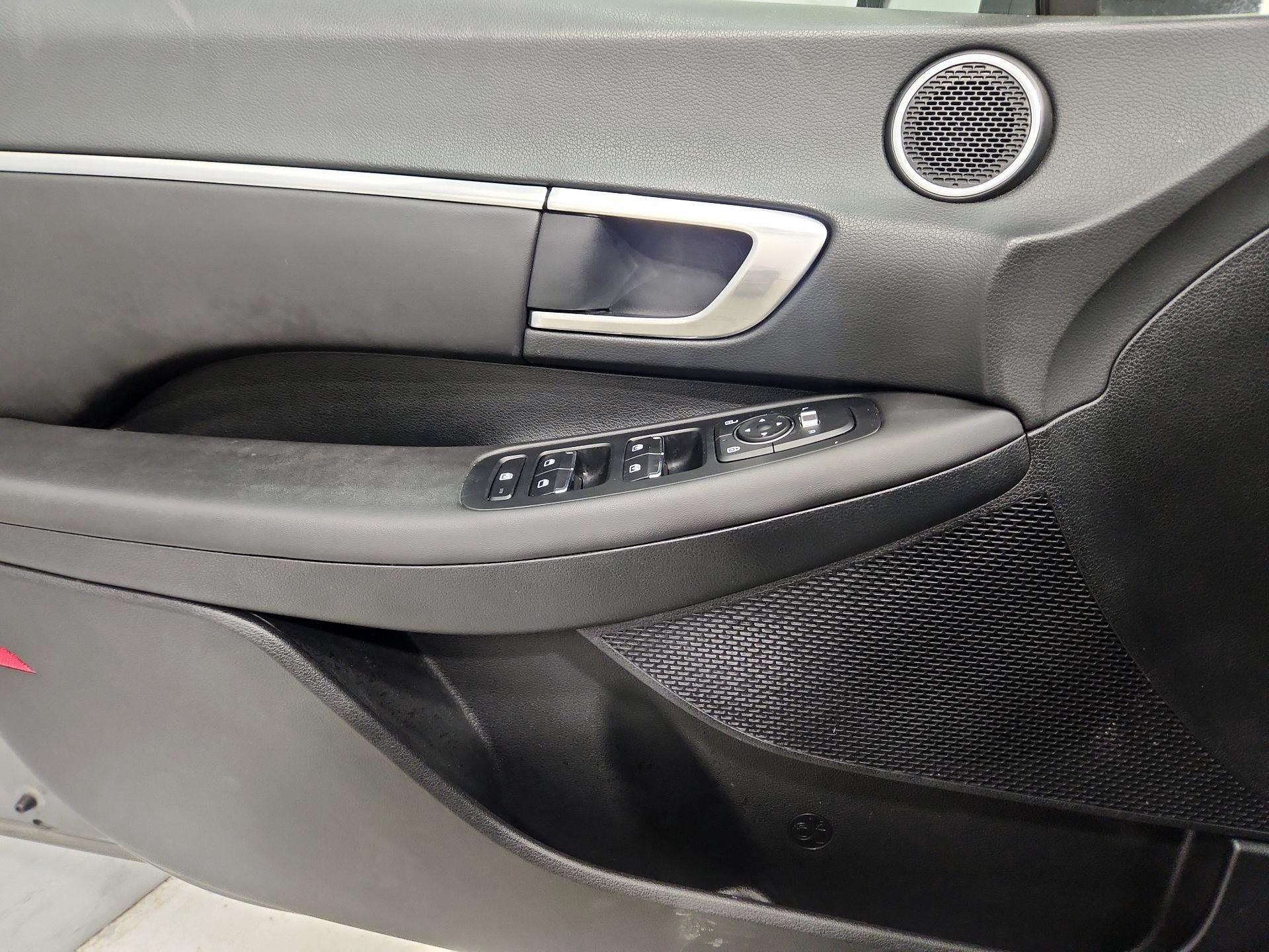 Thumbnail: 2023 Hyundai Sonata - 12