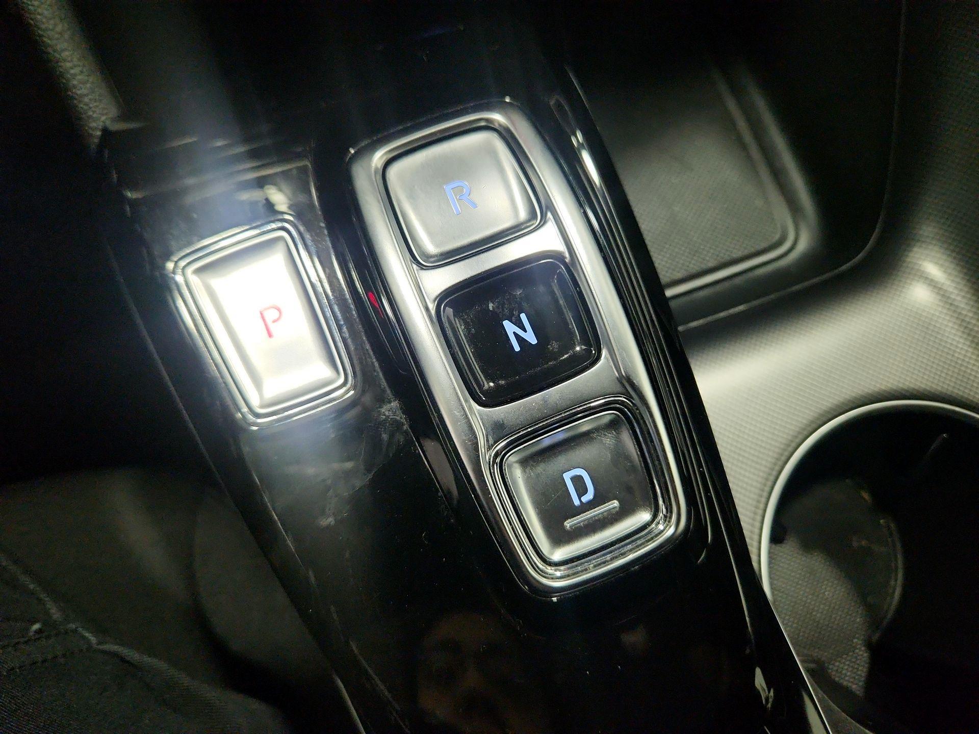 Thumbnail: 2023 Hyundai Sonata - 18