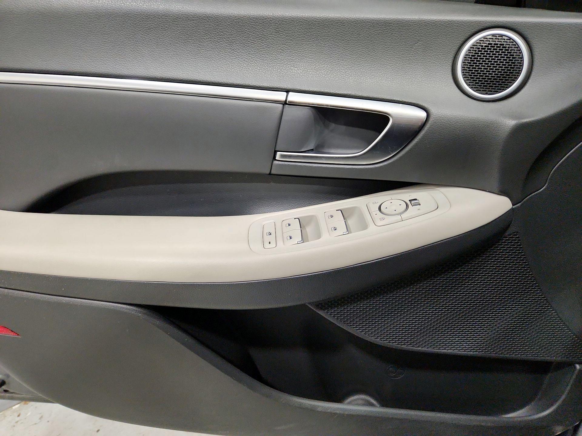 Thumbnail: 2023 Hyundai Sonata - 12