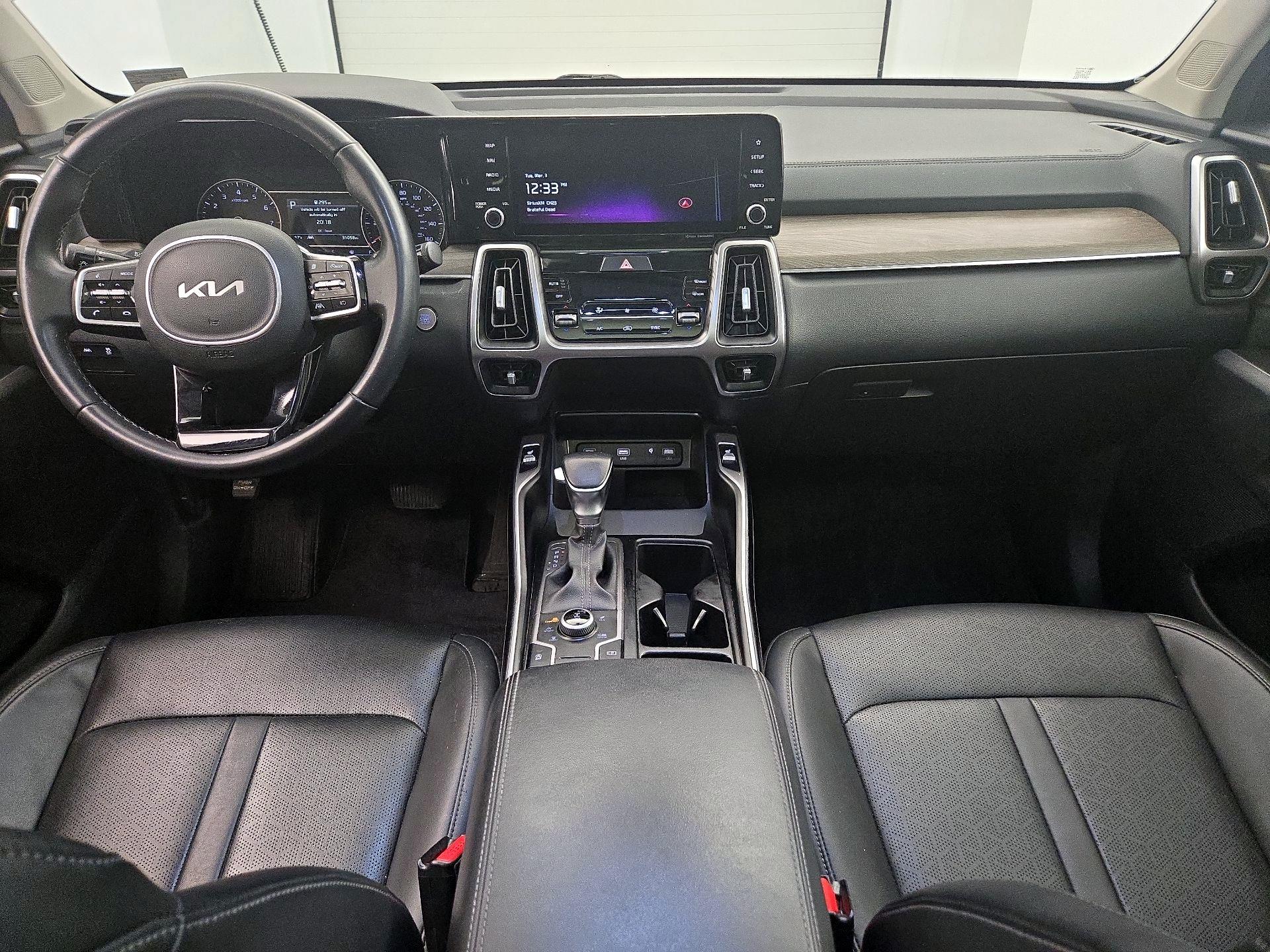 Thumbnail: 2023 Kia Sorento - 9