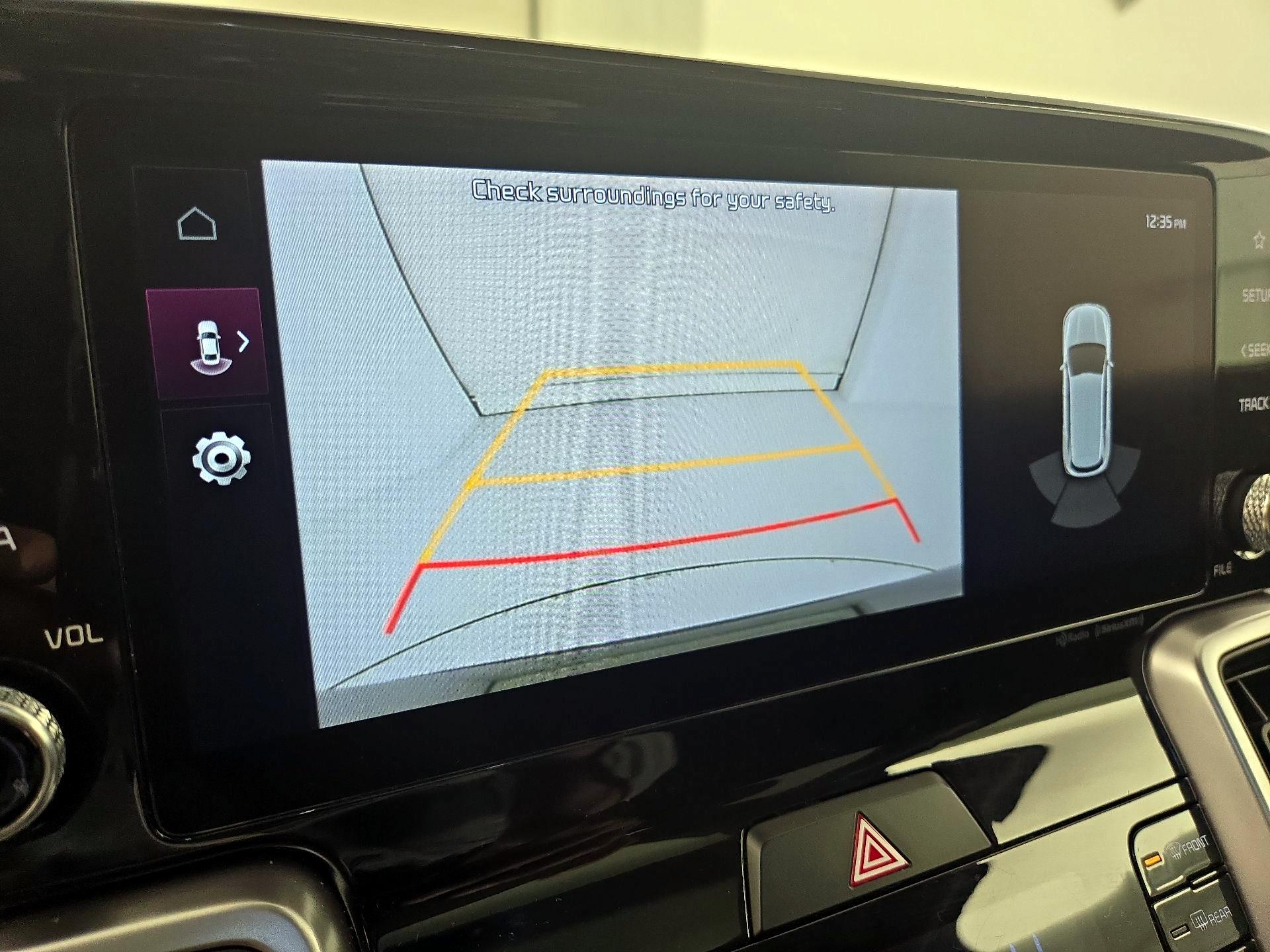 Thumbnail: 2023 Kia Sorento - 15