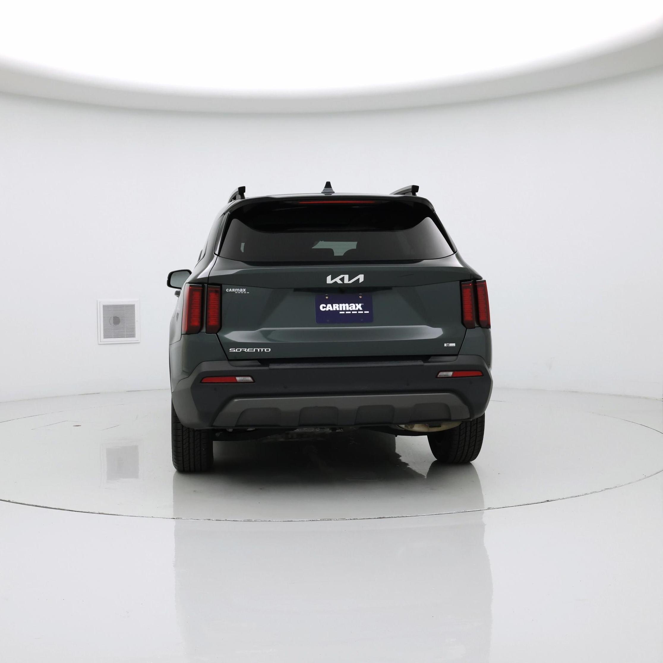 Thumbnail: 2023 Kia Sorento - 6