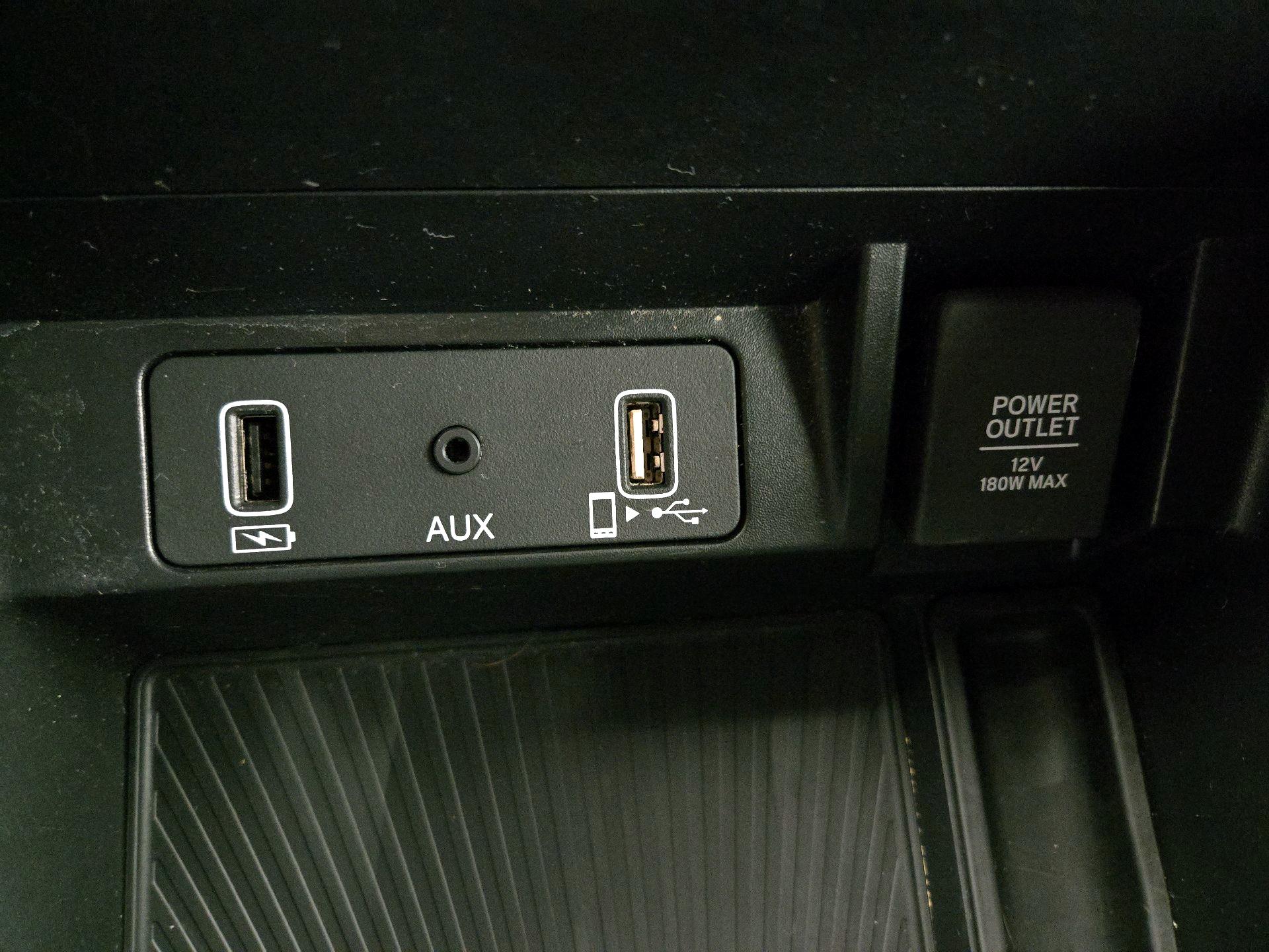 Thumbnail: 2022 Acura TLX - 19