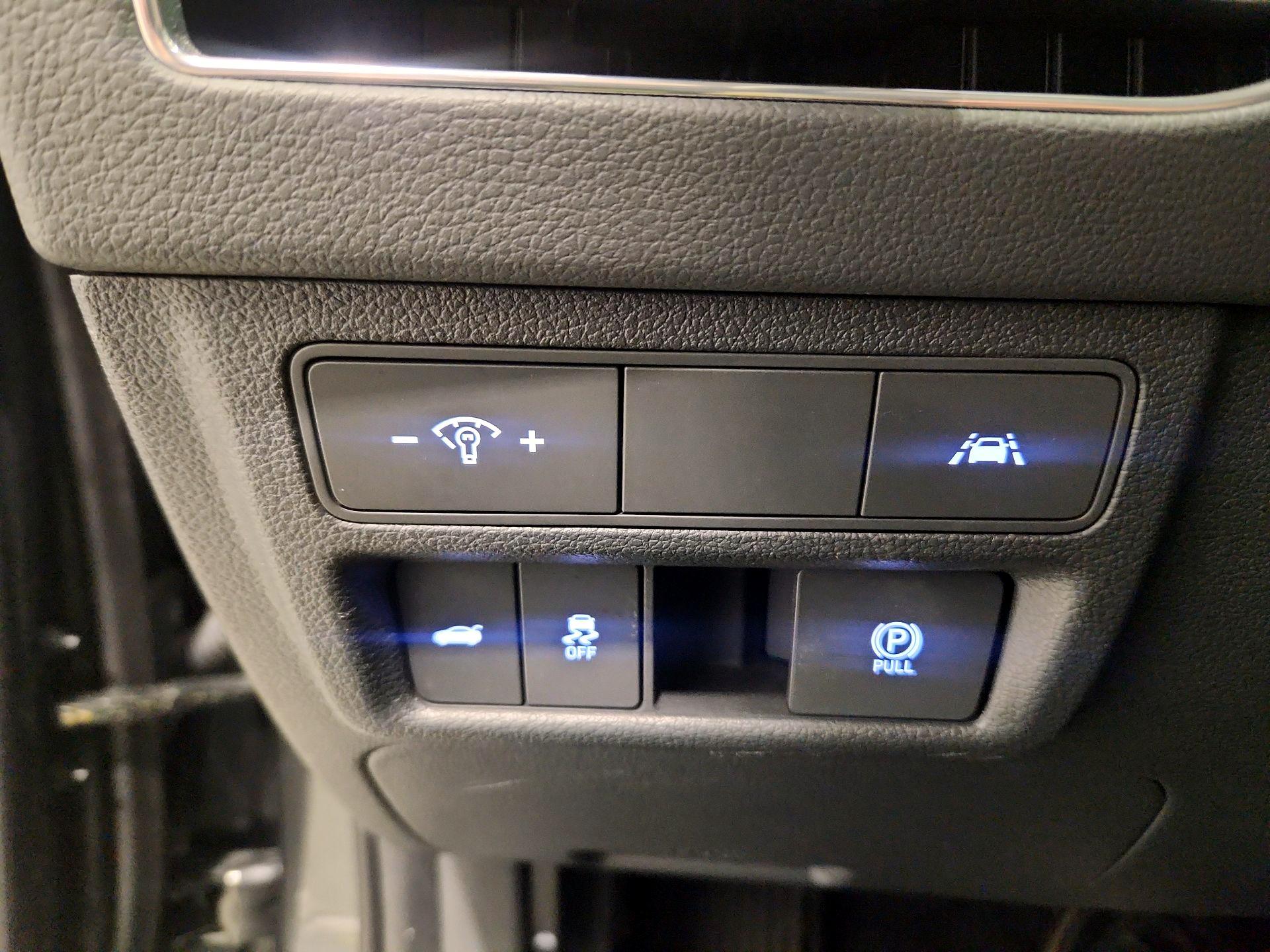 Thumbnail: 2023 Hyundai Sonata - 13