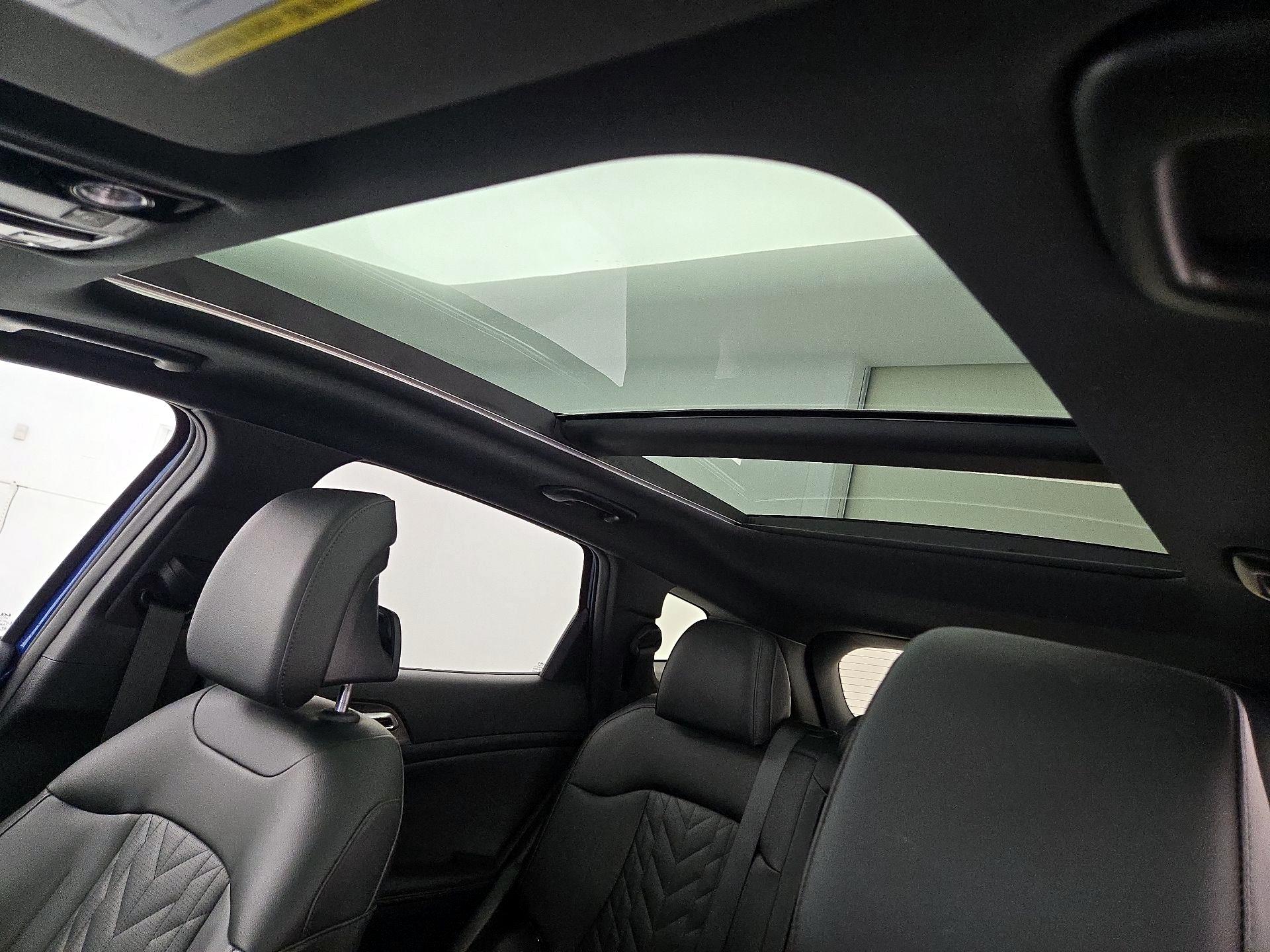 Thumbnail: 2023 Kia Sportage - 20