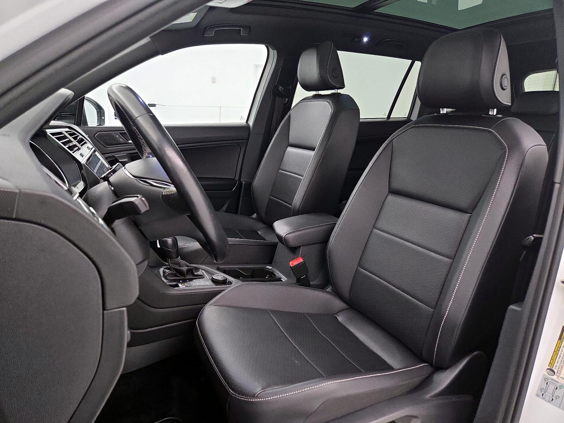 Thumbnail: 2021 Volkswagen Tiguan - 11