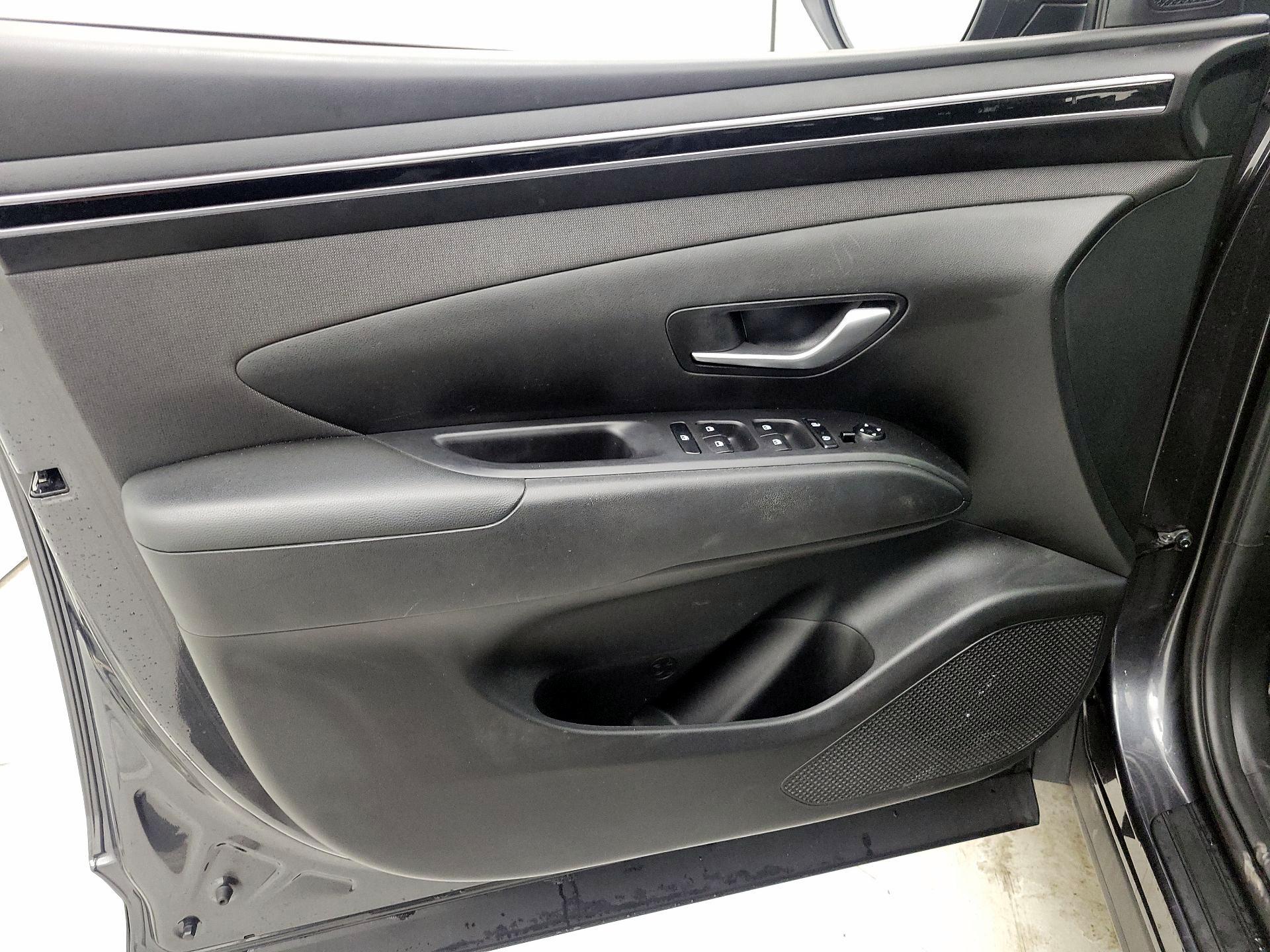 Thumbnail: 2023 Hyundai Tucson - 12