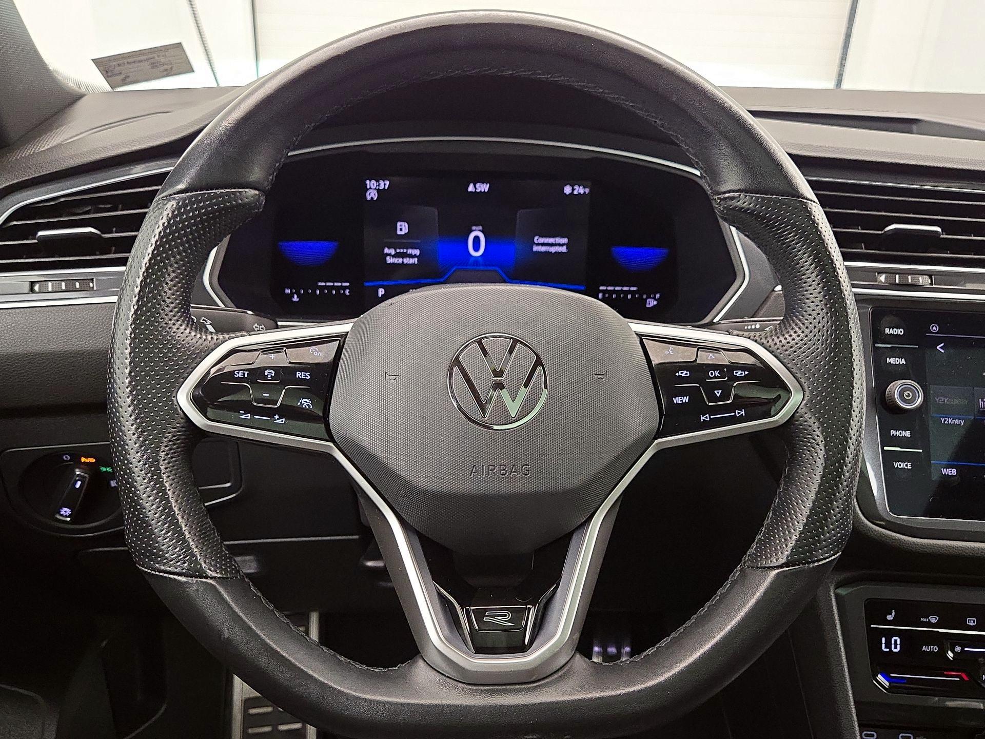 Thumbnail: 2023 Volkswagen Tiguan - 10