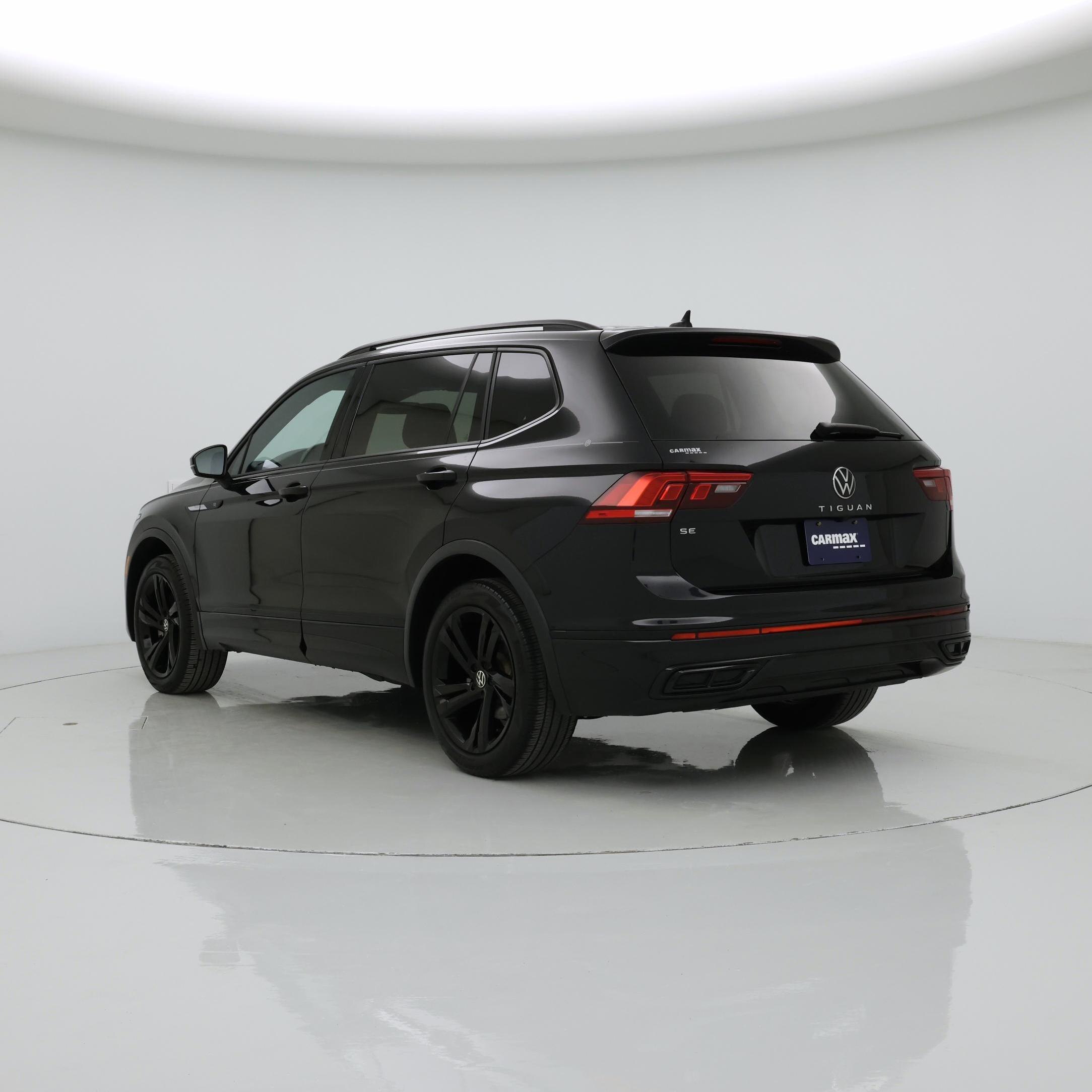 Thumbnail: 2023 Volkswagen Tiguan - 2