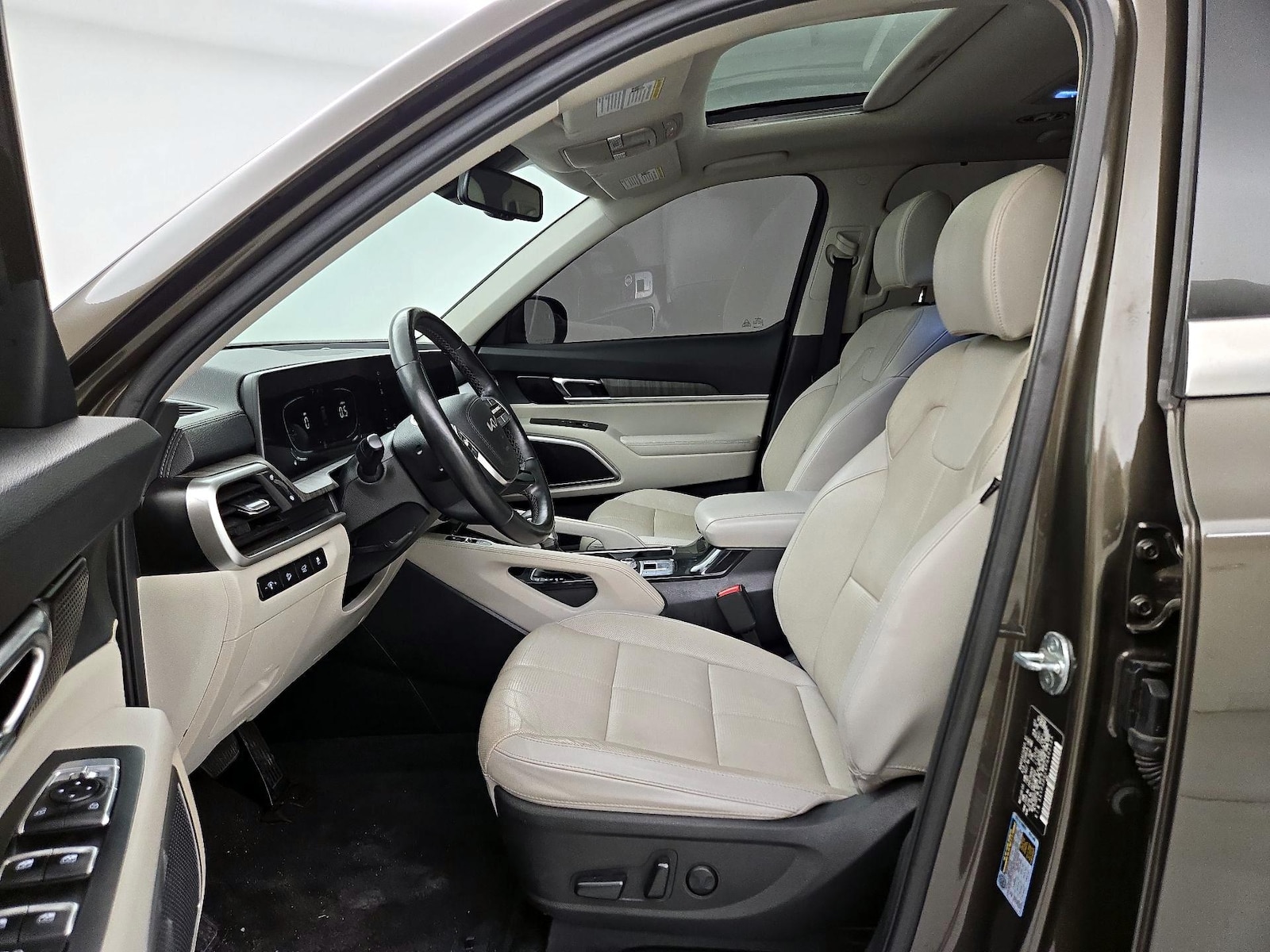 2023 Kia Telluride EX - Photo 12