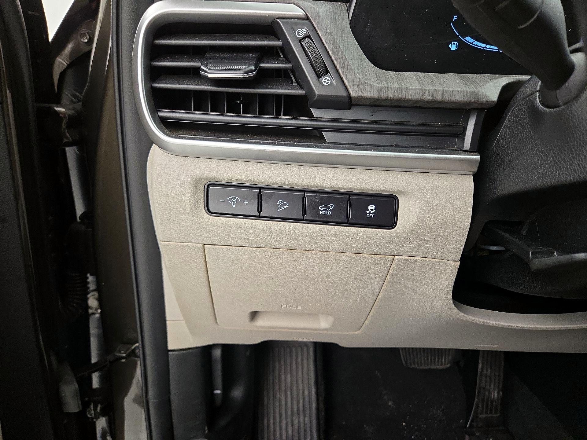 Thumbnail: 2023 Kia Telluride - 13