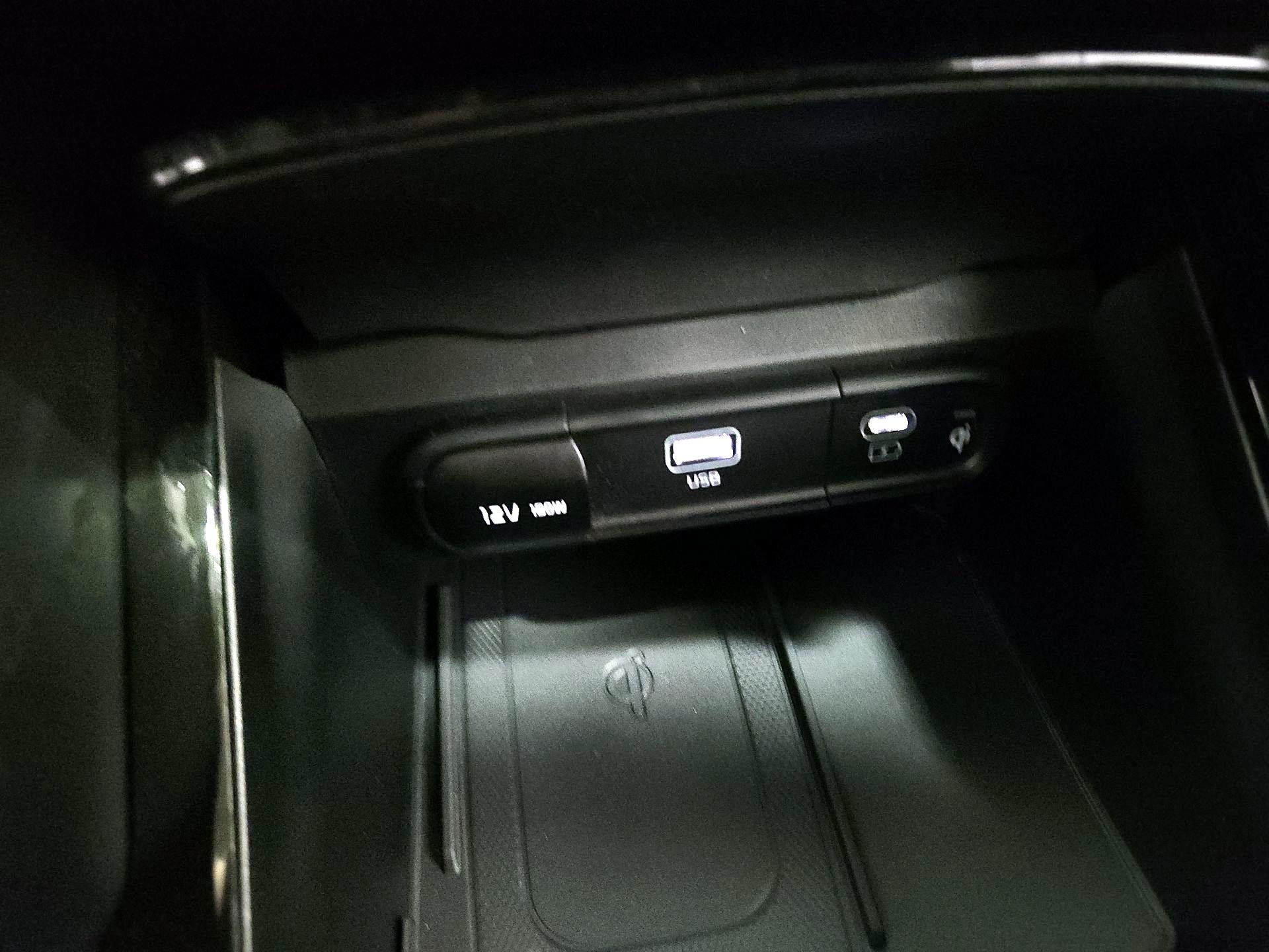 Thumbnail: 2023 Kia Telluride - 19