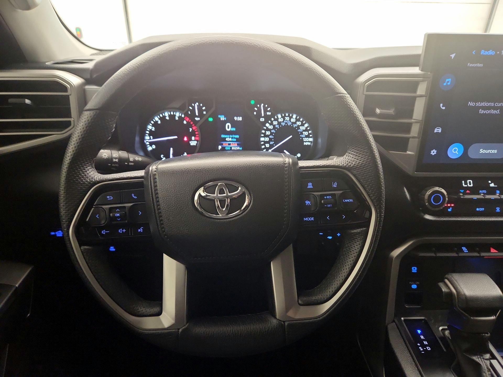 Thumbnail: 2023 Toyota Tundra - 10