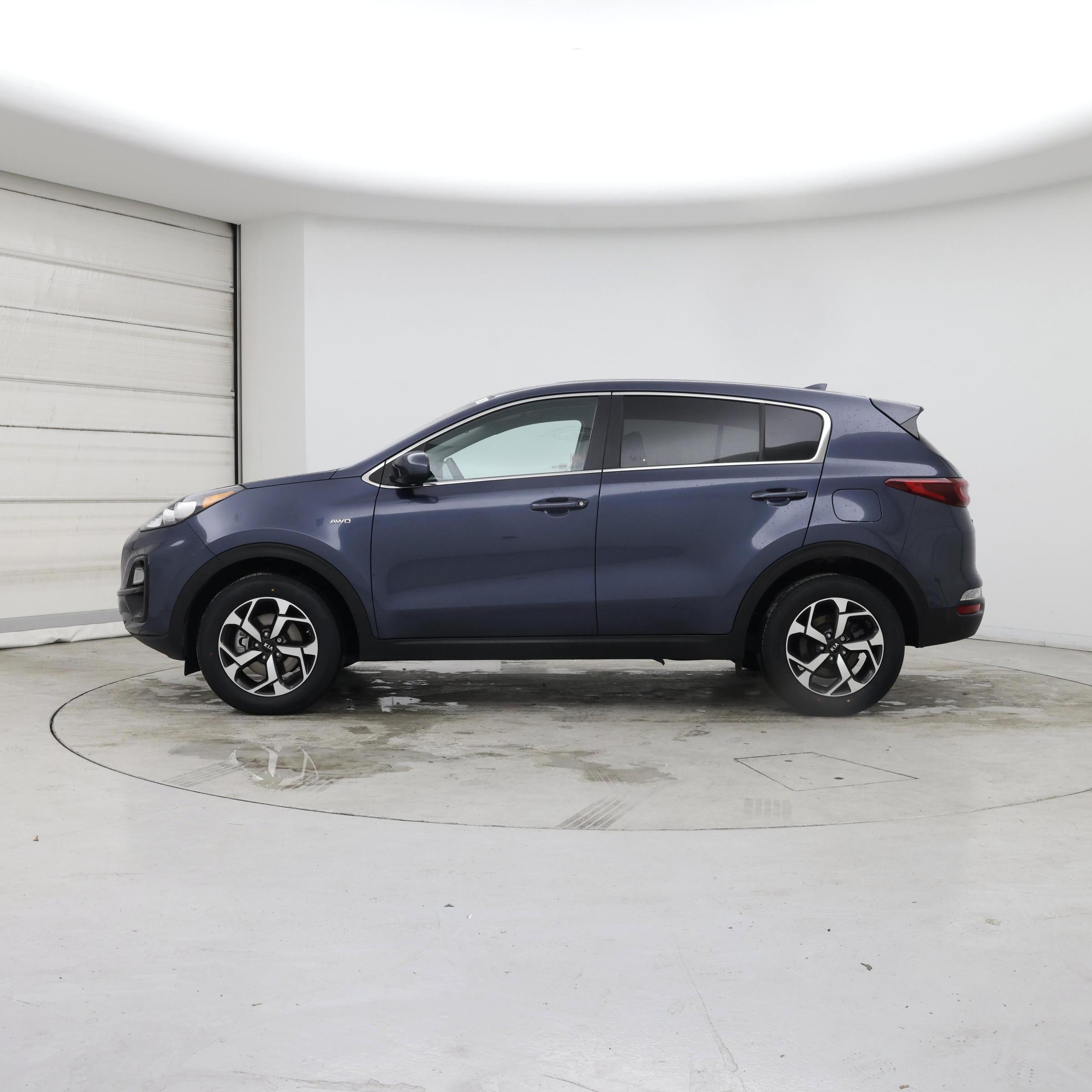 Thumbnail: 2020 Kia Sportage - 3