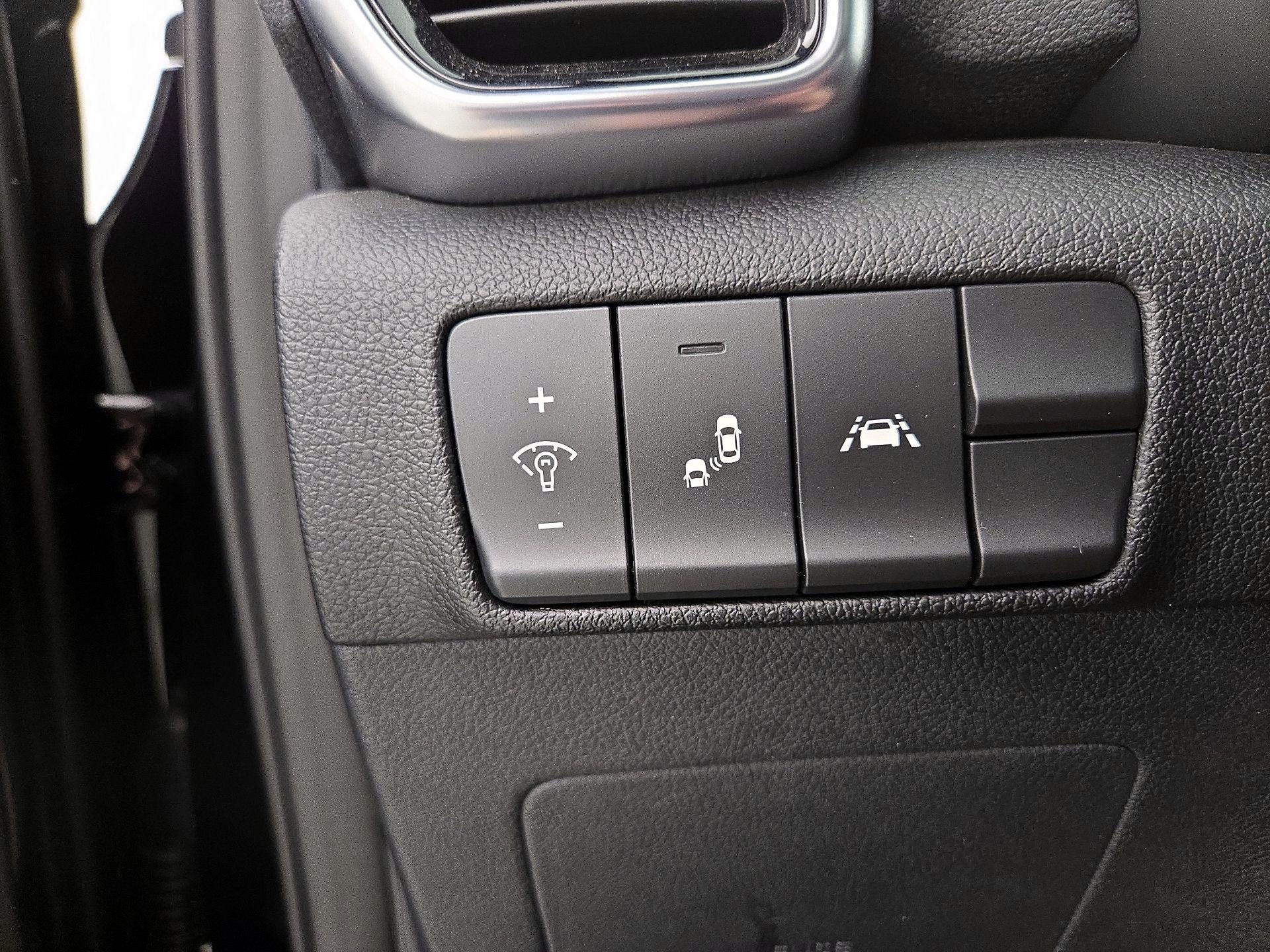 Thumbnail: 2022 Kia Sportage - 13