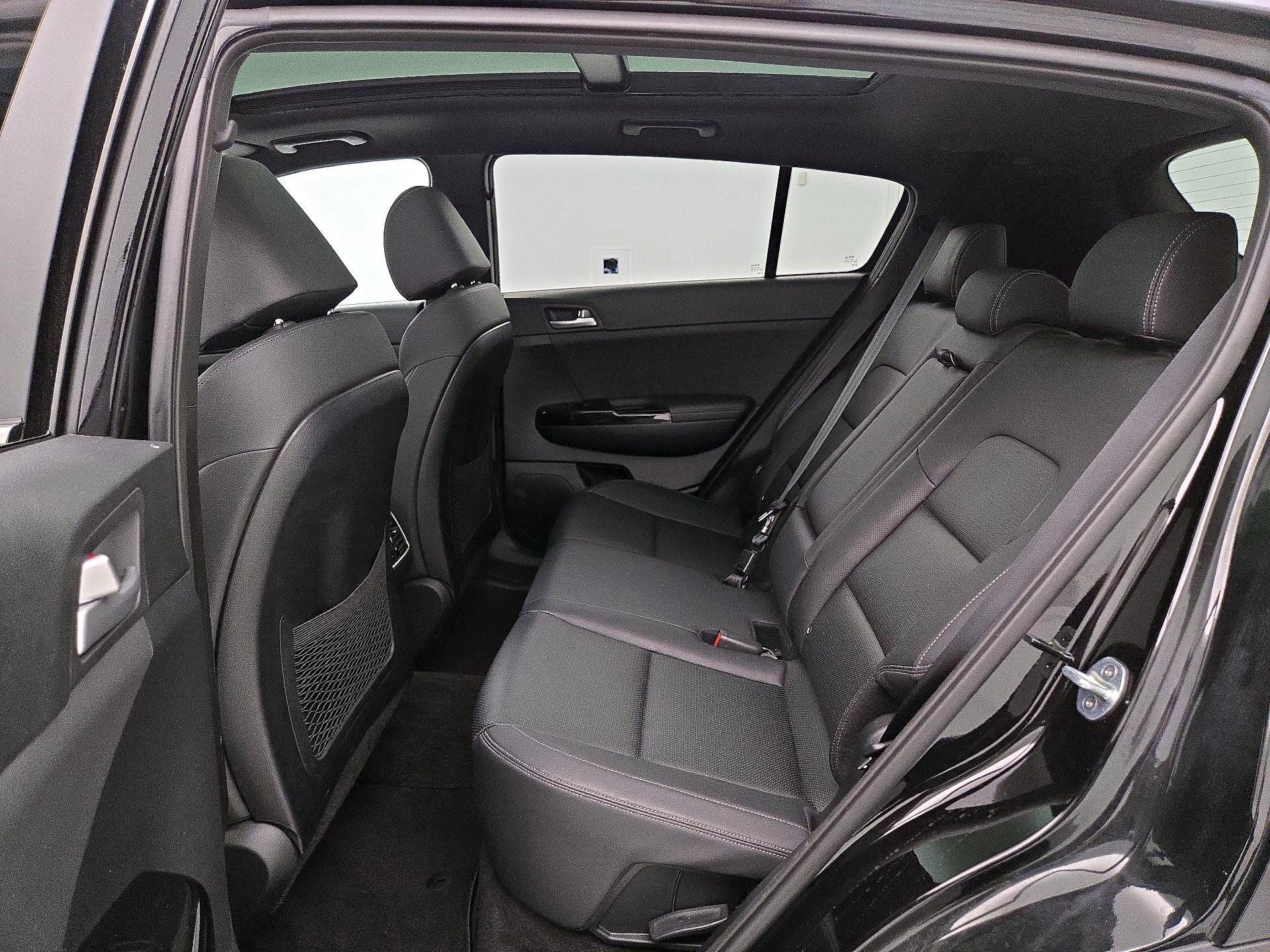 Thumbnail: 2022 Kia Sportage - 20