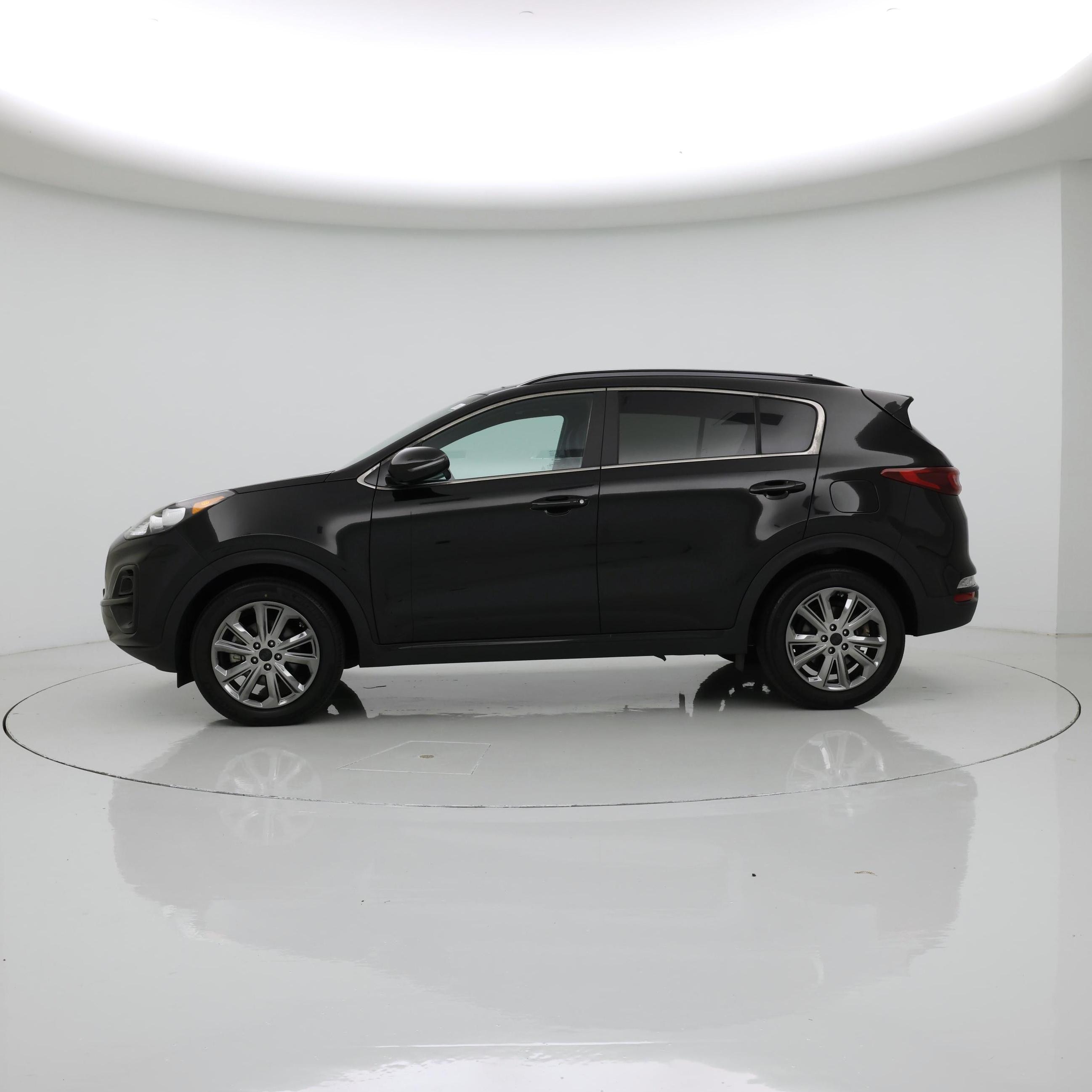 Thumbnail: 2022 Kia Sportage - 3