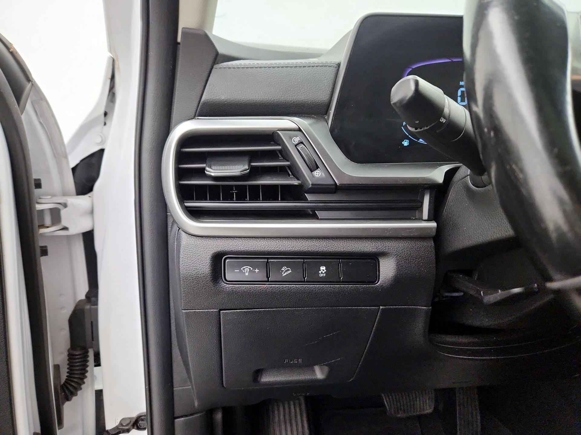 Thumbnail: 2023 Kia Telluride - 13