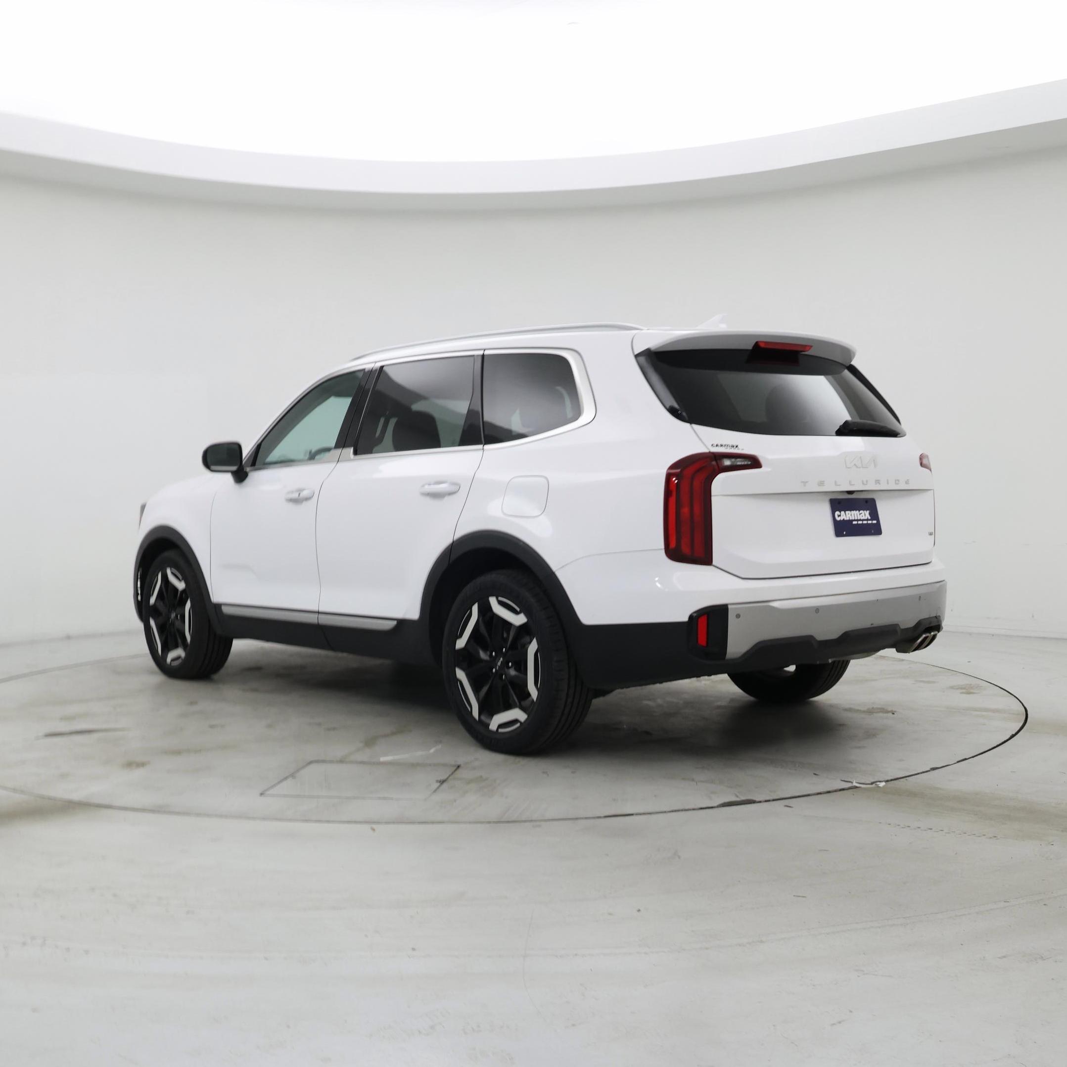 Thumbnail: 2023 Kia Telluride - 2