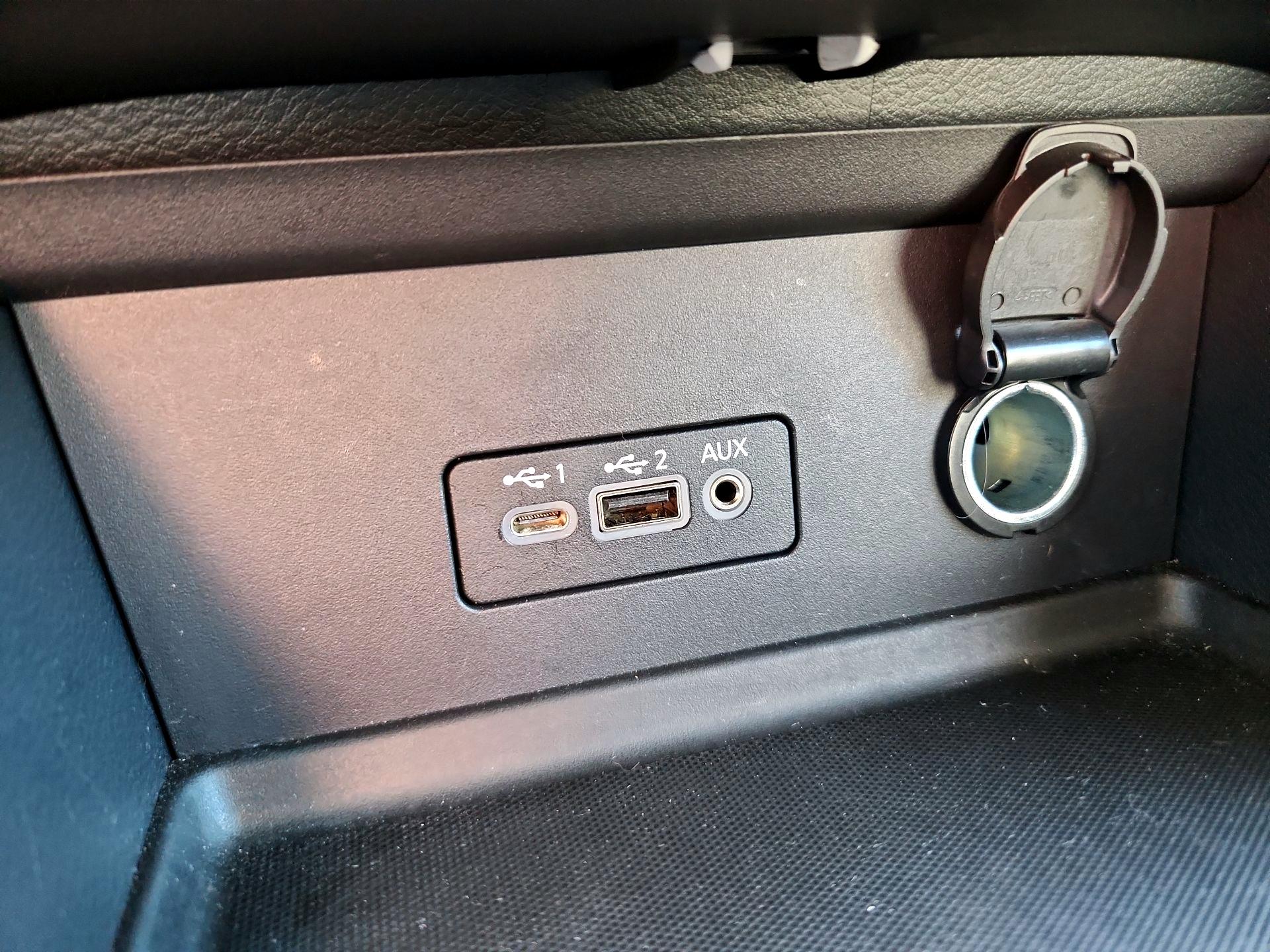 Thumbnail: 2023 Nissan Sentra - 18